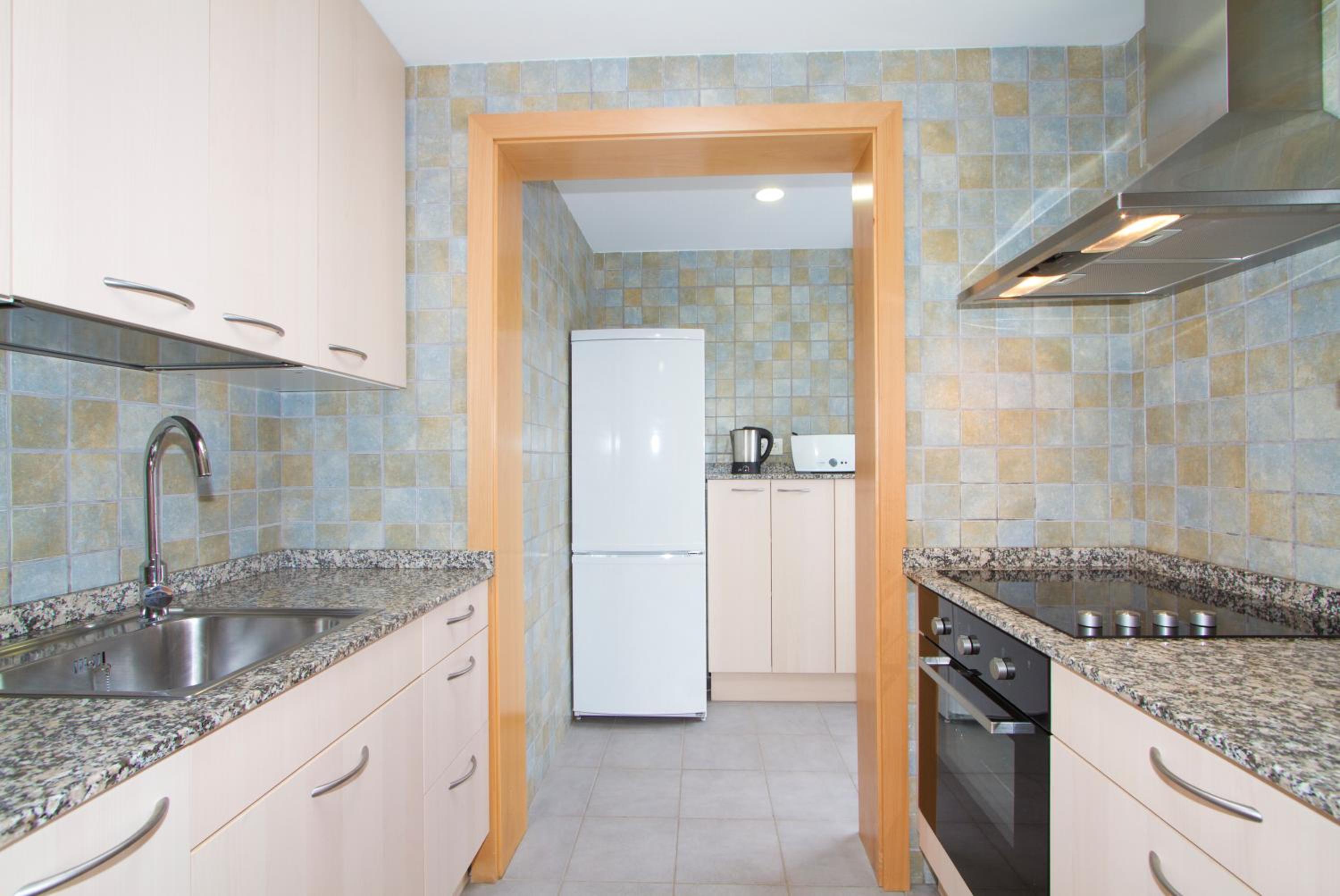 Superior Two-Bedroom Apartment - Photo 4