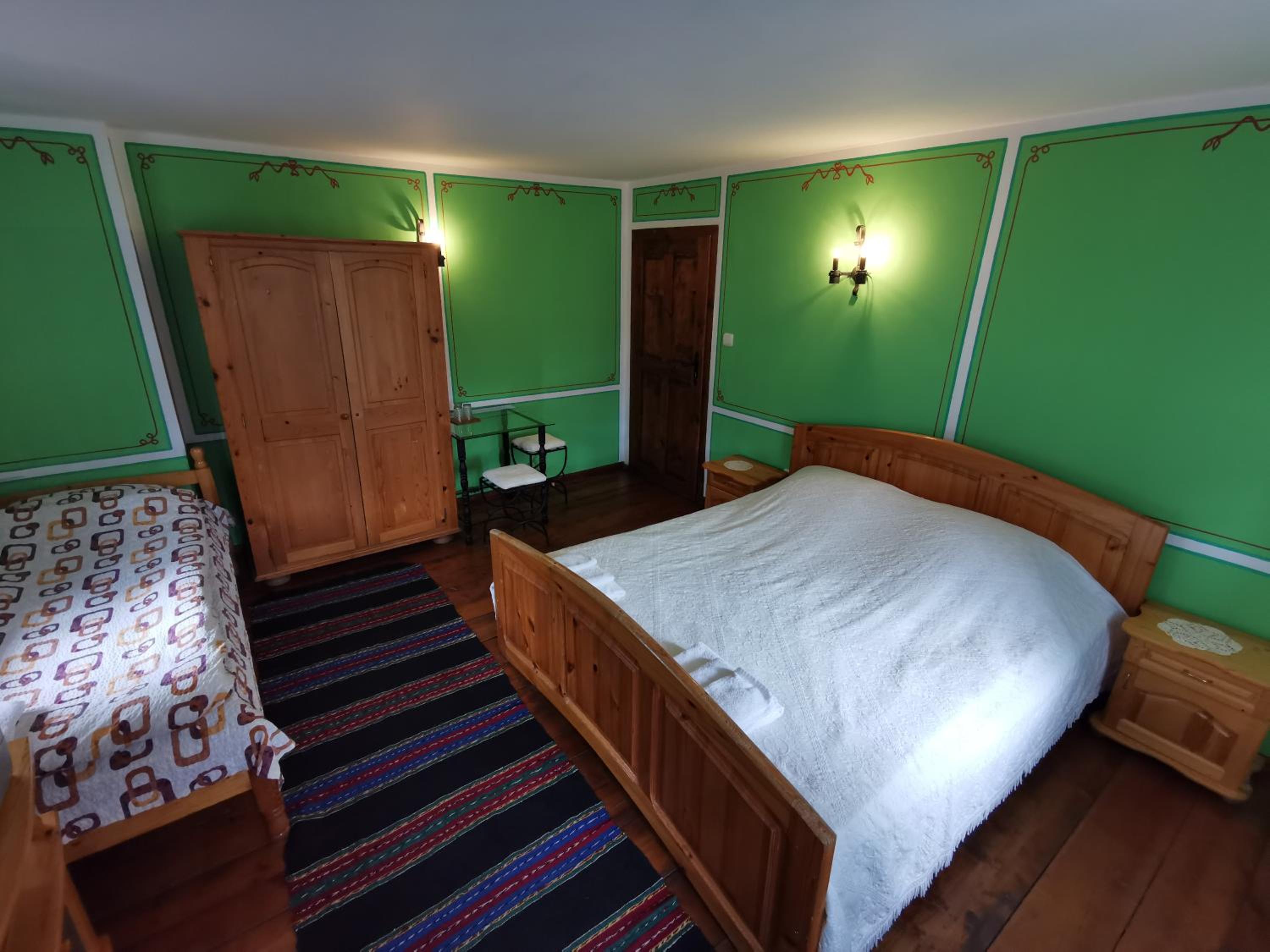 Triple Room with Shared Bathroom photo 1