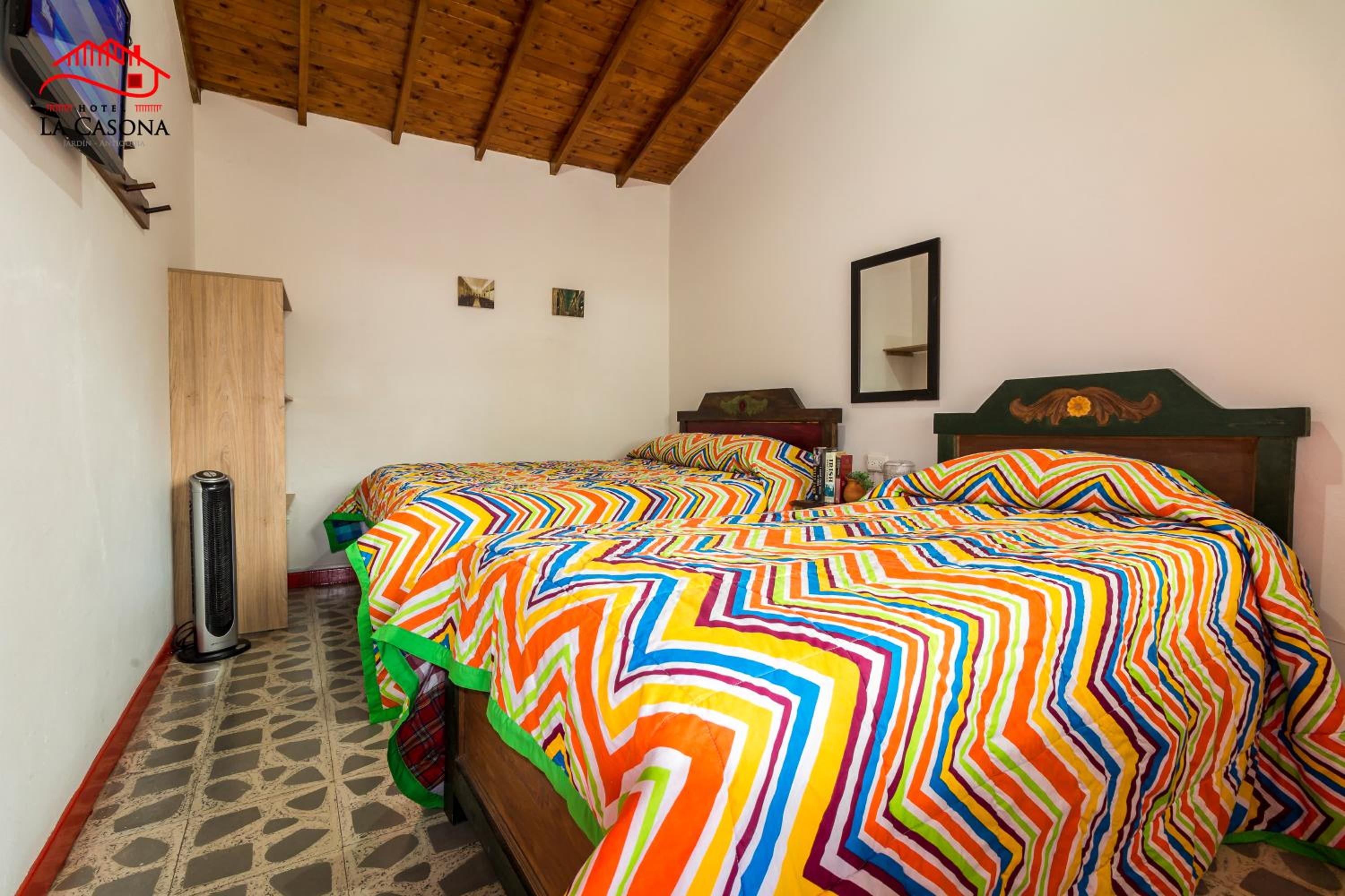 Triple Room with Private Bathroom photo 1