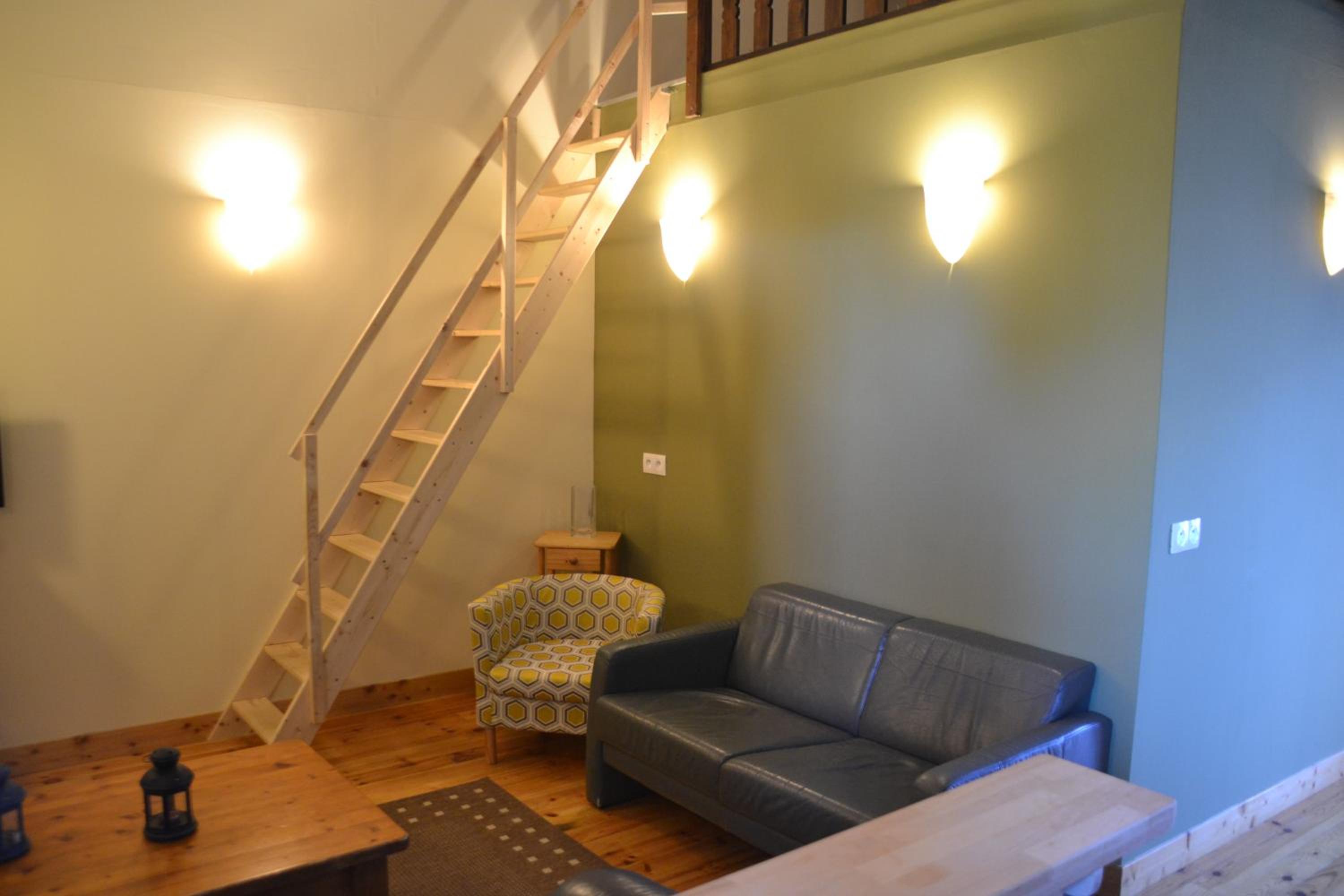 Three-Bedroom Apartment photo 2