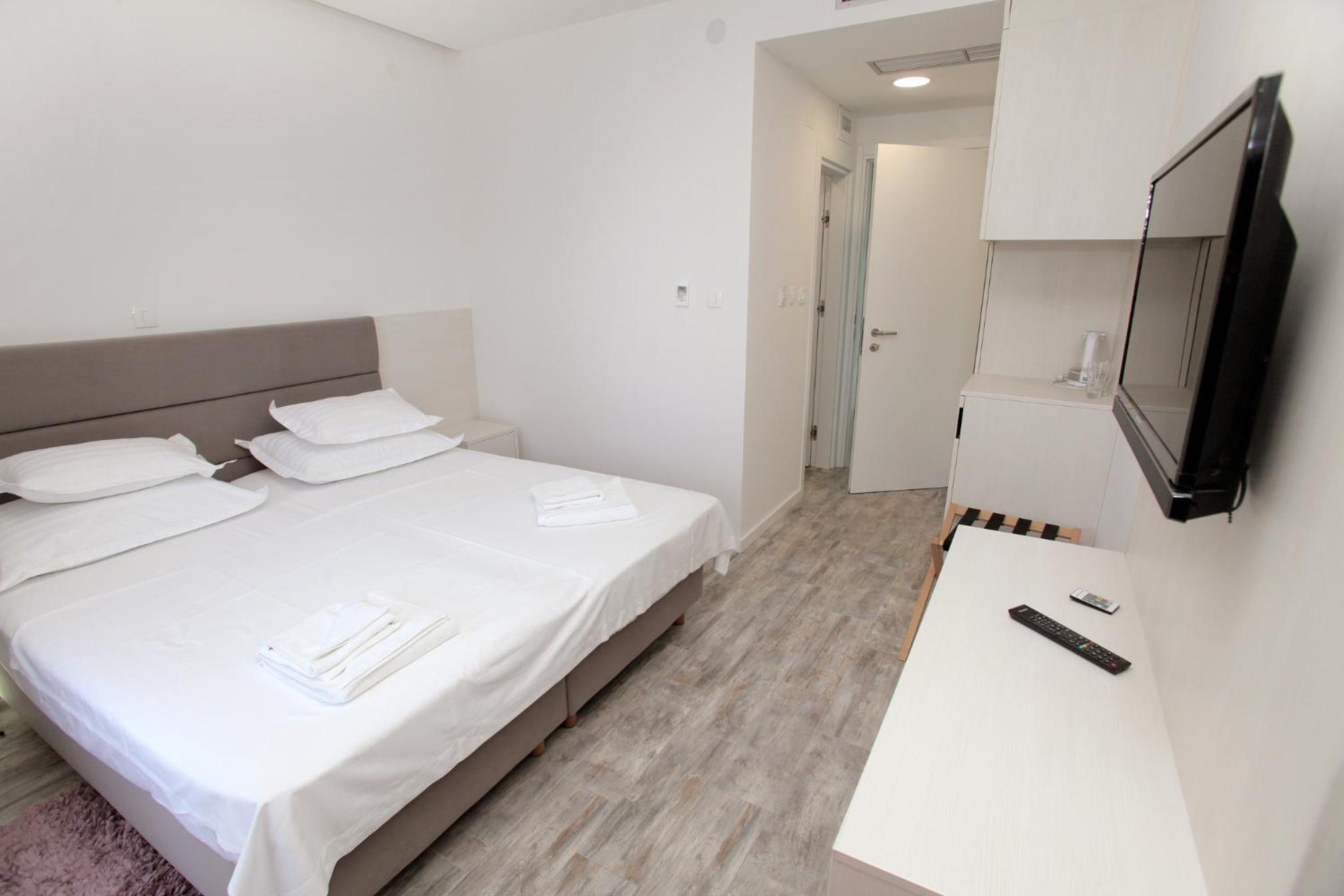 Double Room with Balcony and Sea View photo 1