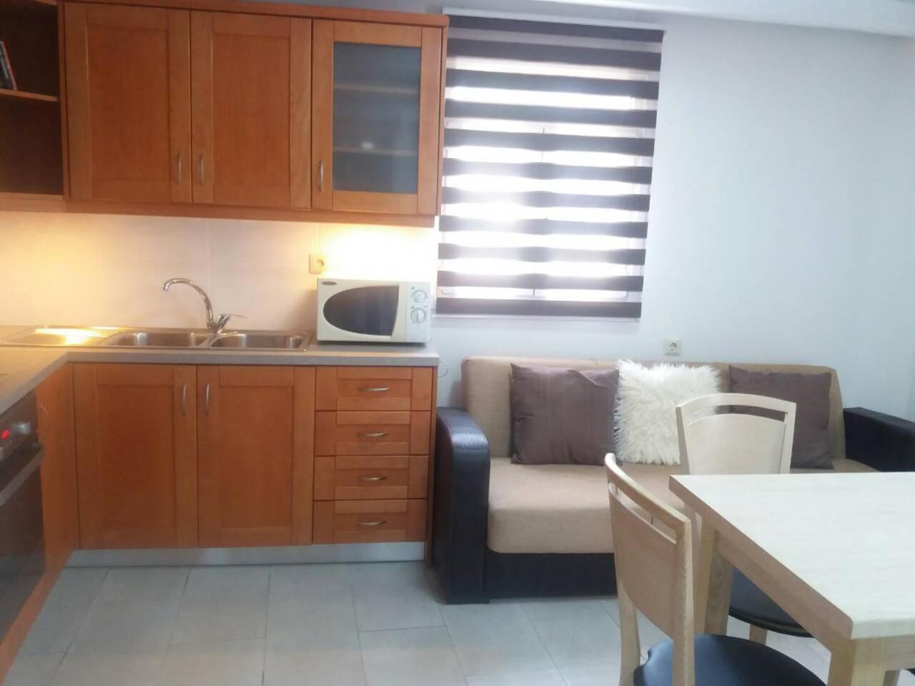 Apartment - Split Level - Photo 7