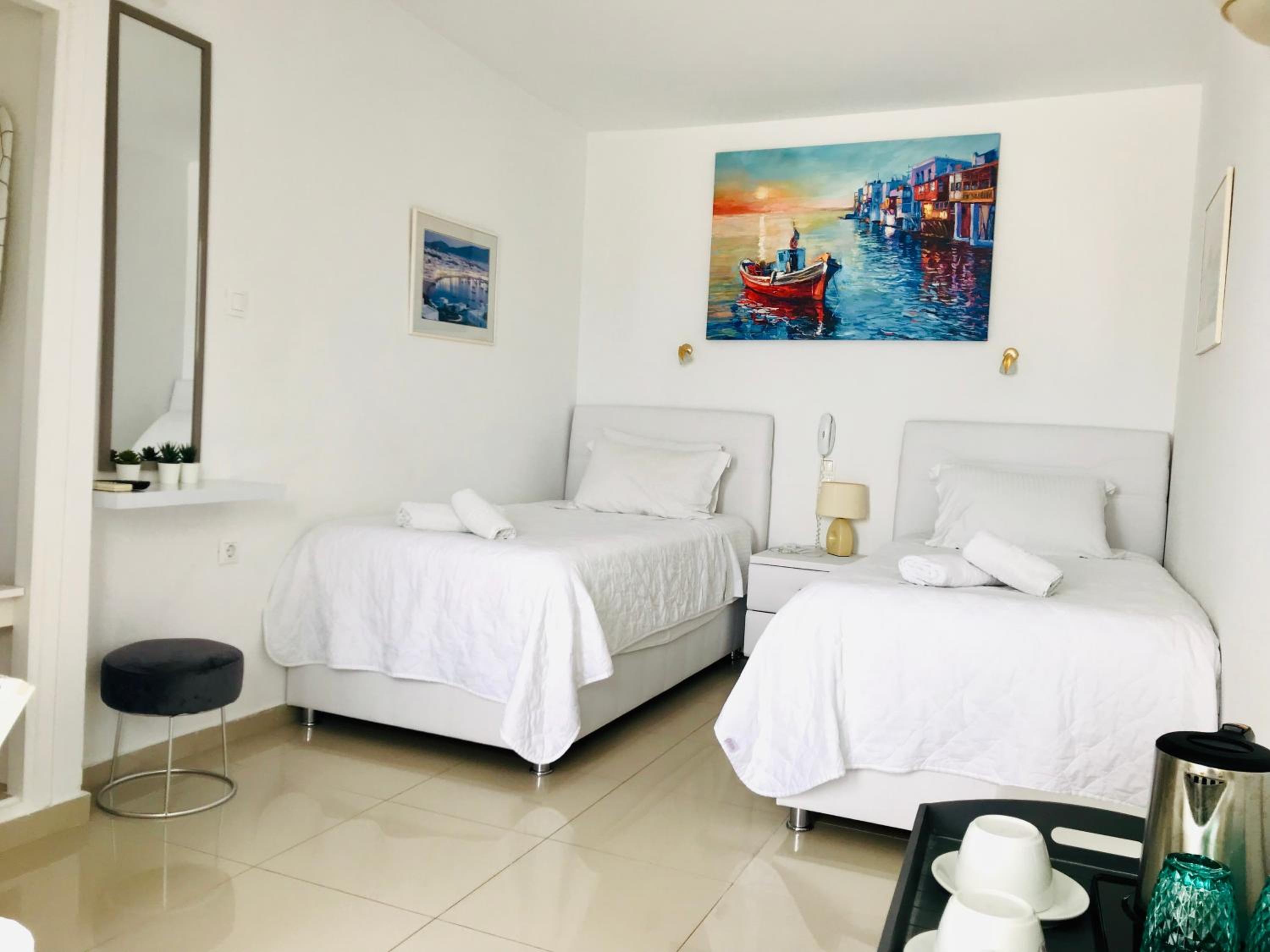 Double or Twin Room - Photo 25