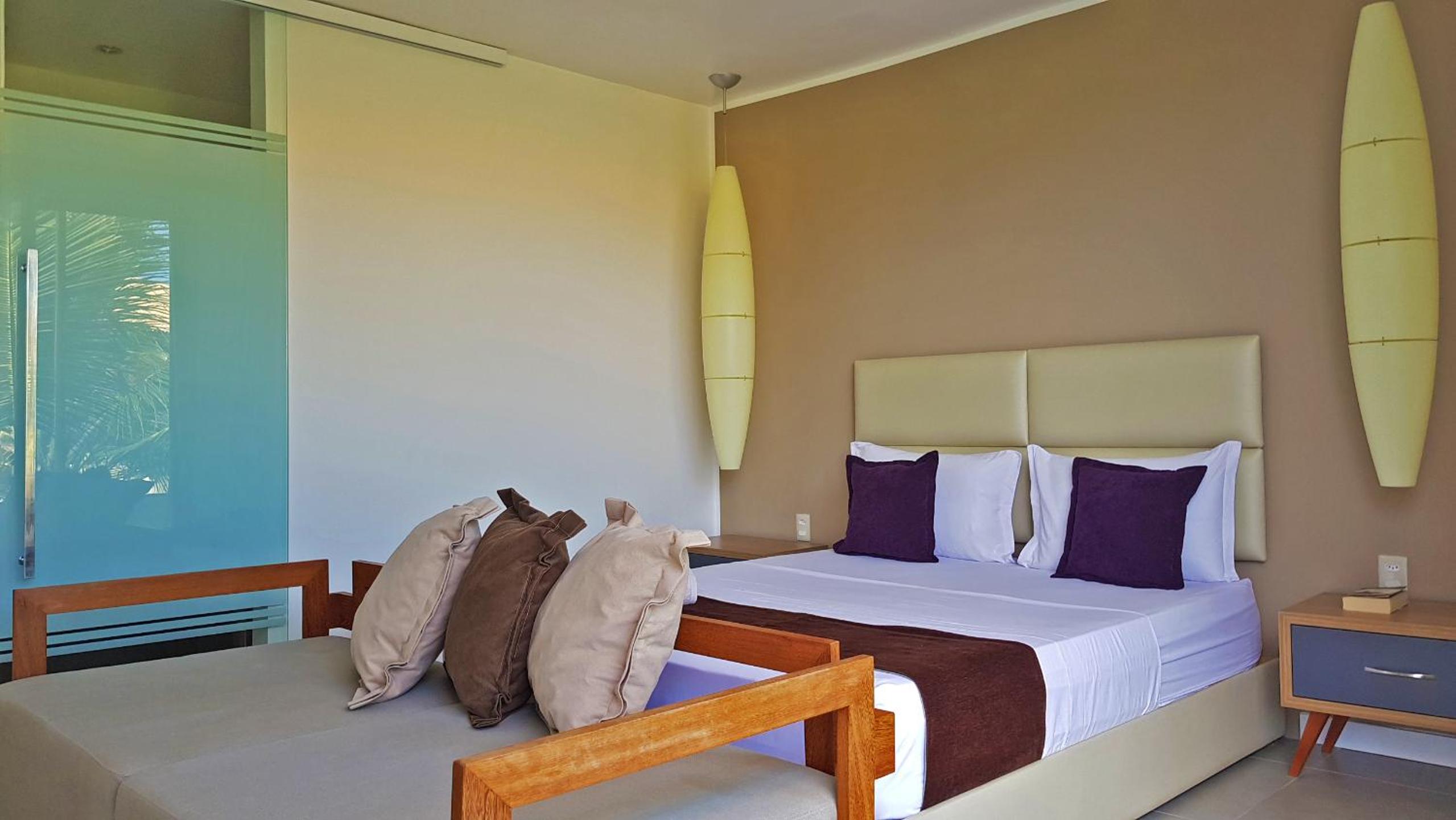 Deluxe King Suite - Photo 1