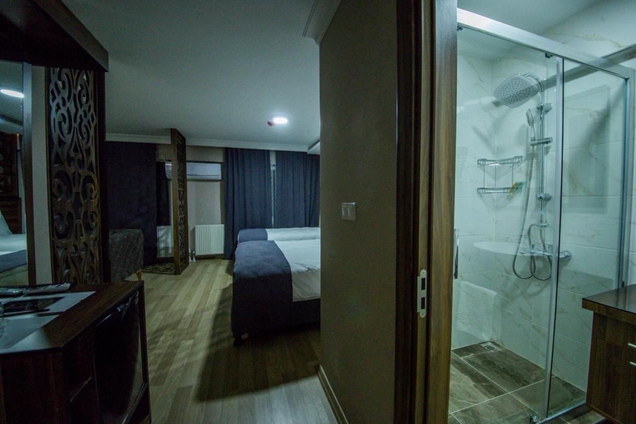 Deluxe Suite - Photo 10