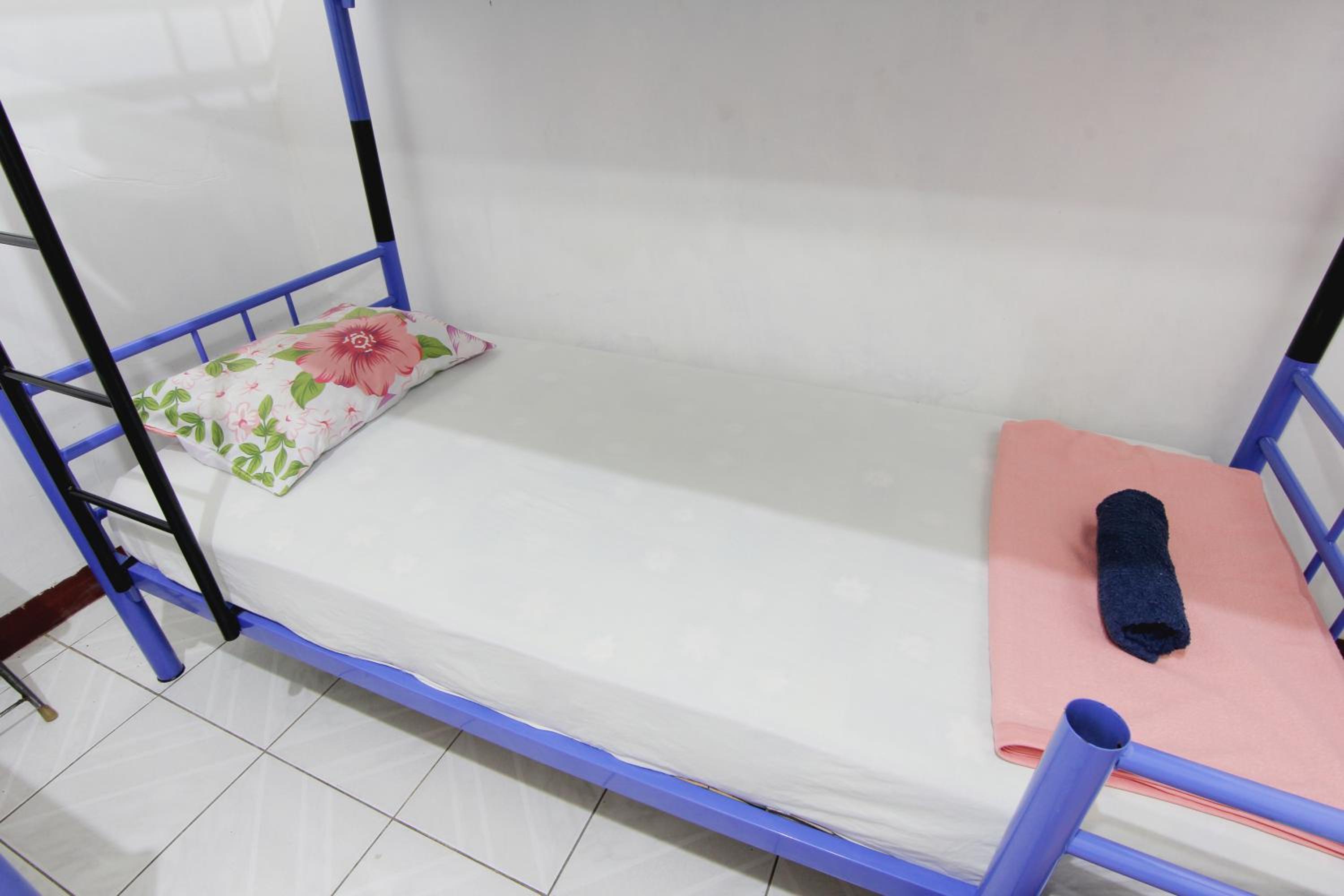 Bunk Bed in Female Dormitory Room   photo 1