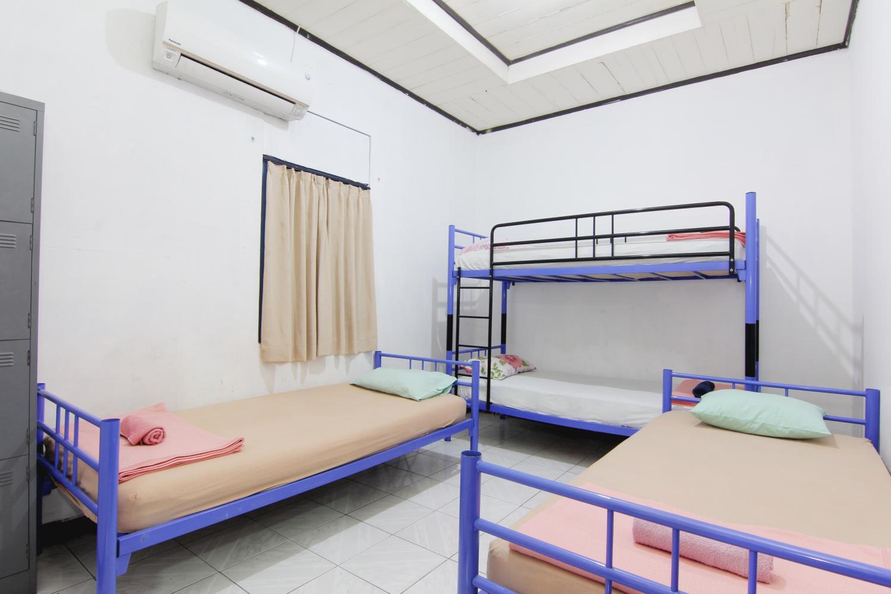 Bed in Male Dormitory Room photo 3