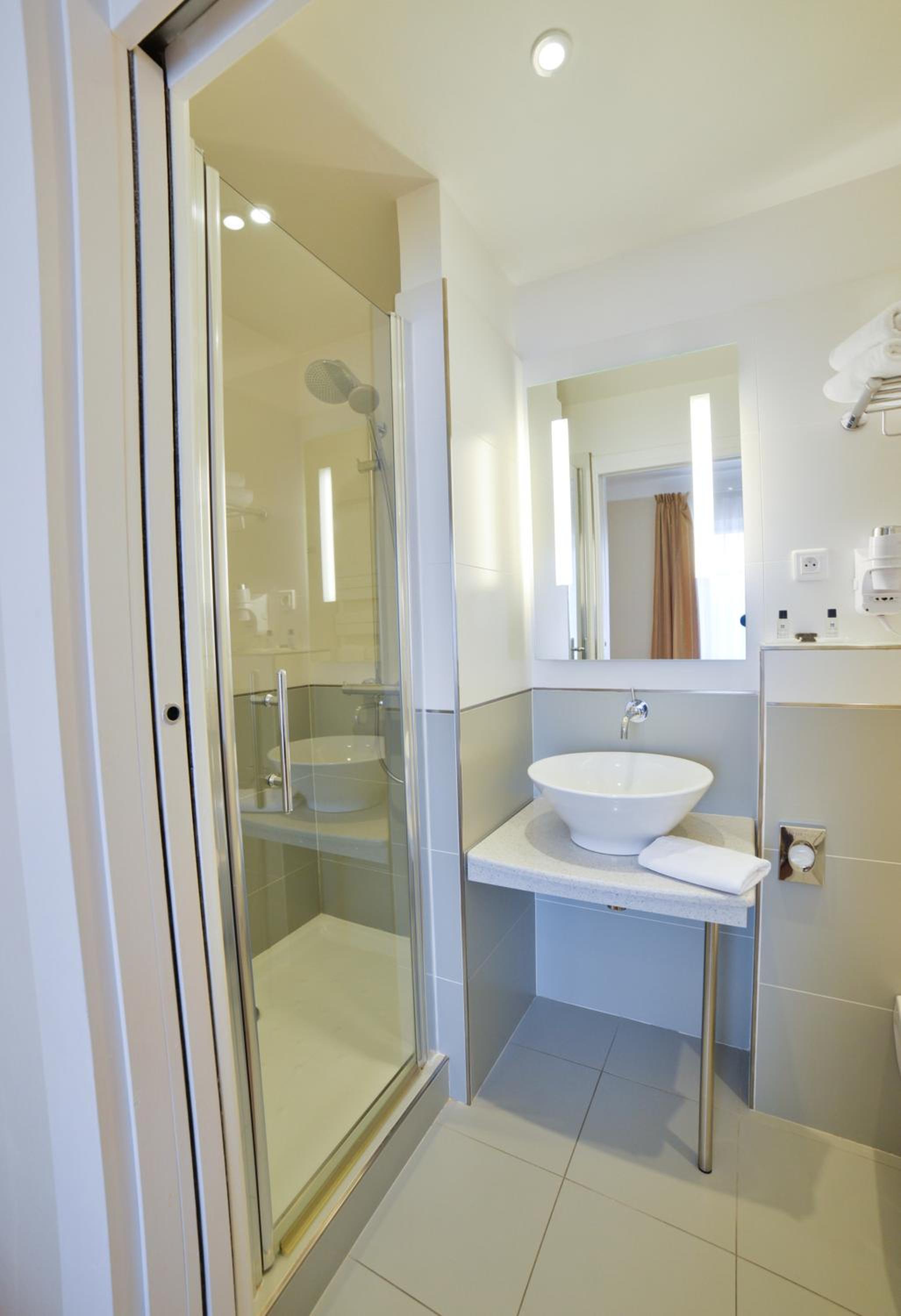 Classic Double Room - Photo 3