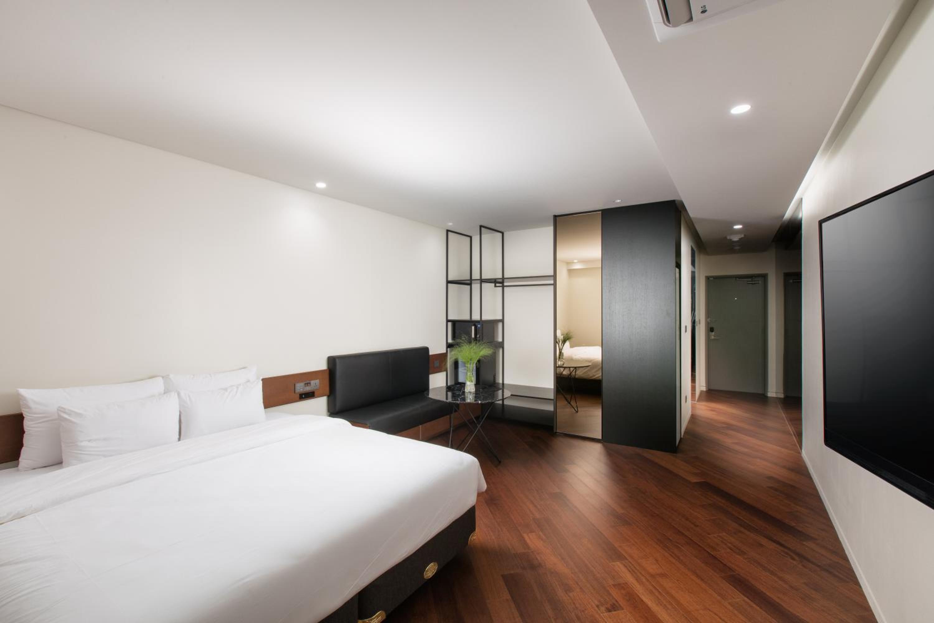Special Offer - Superior Studio with Late Check-in 19:00PM photo 3
