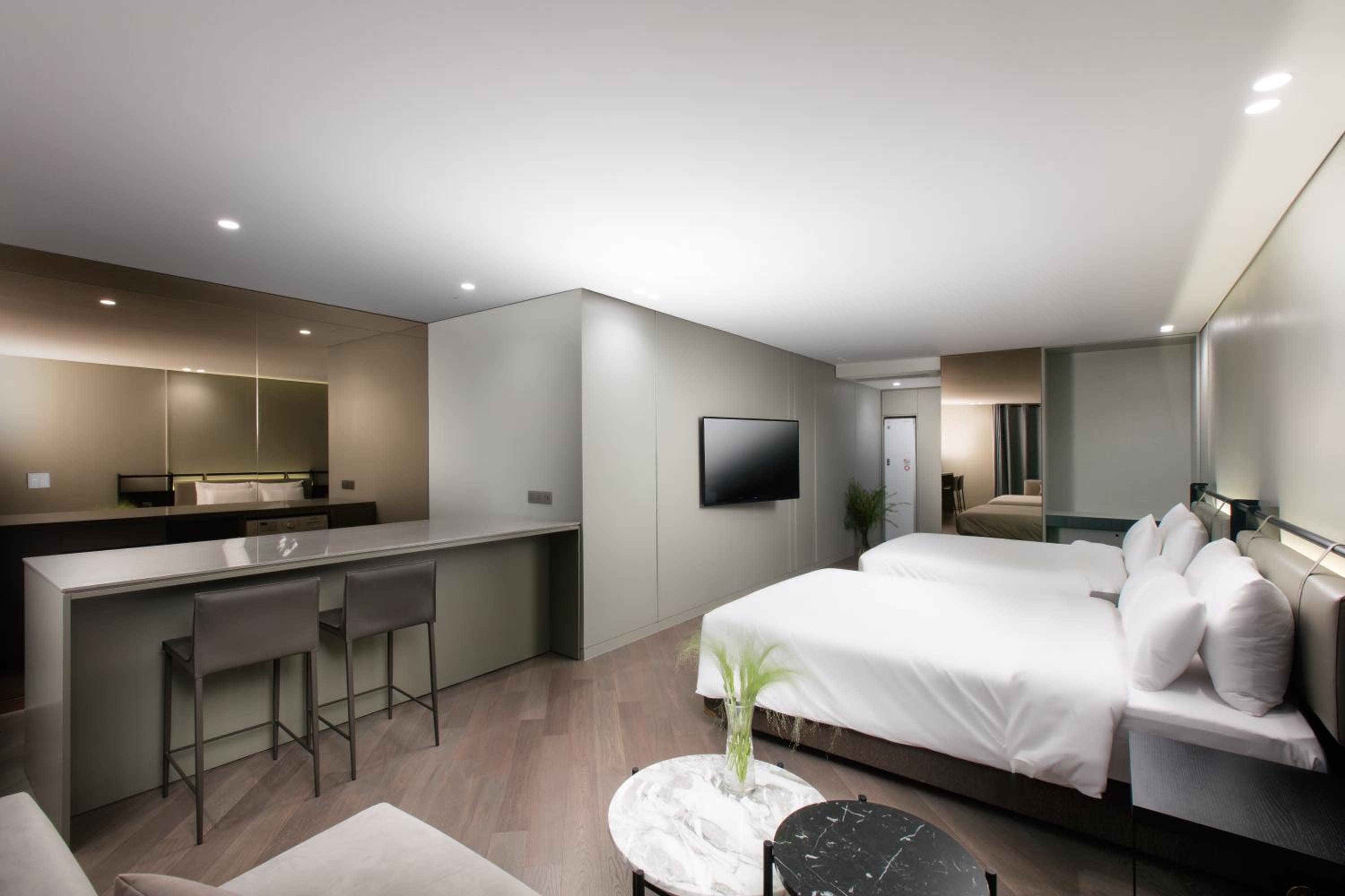 Family Suite photo 2