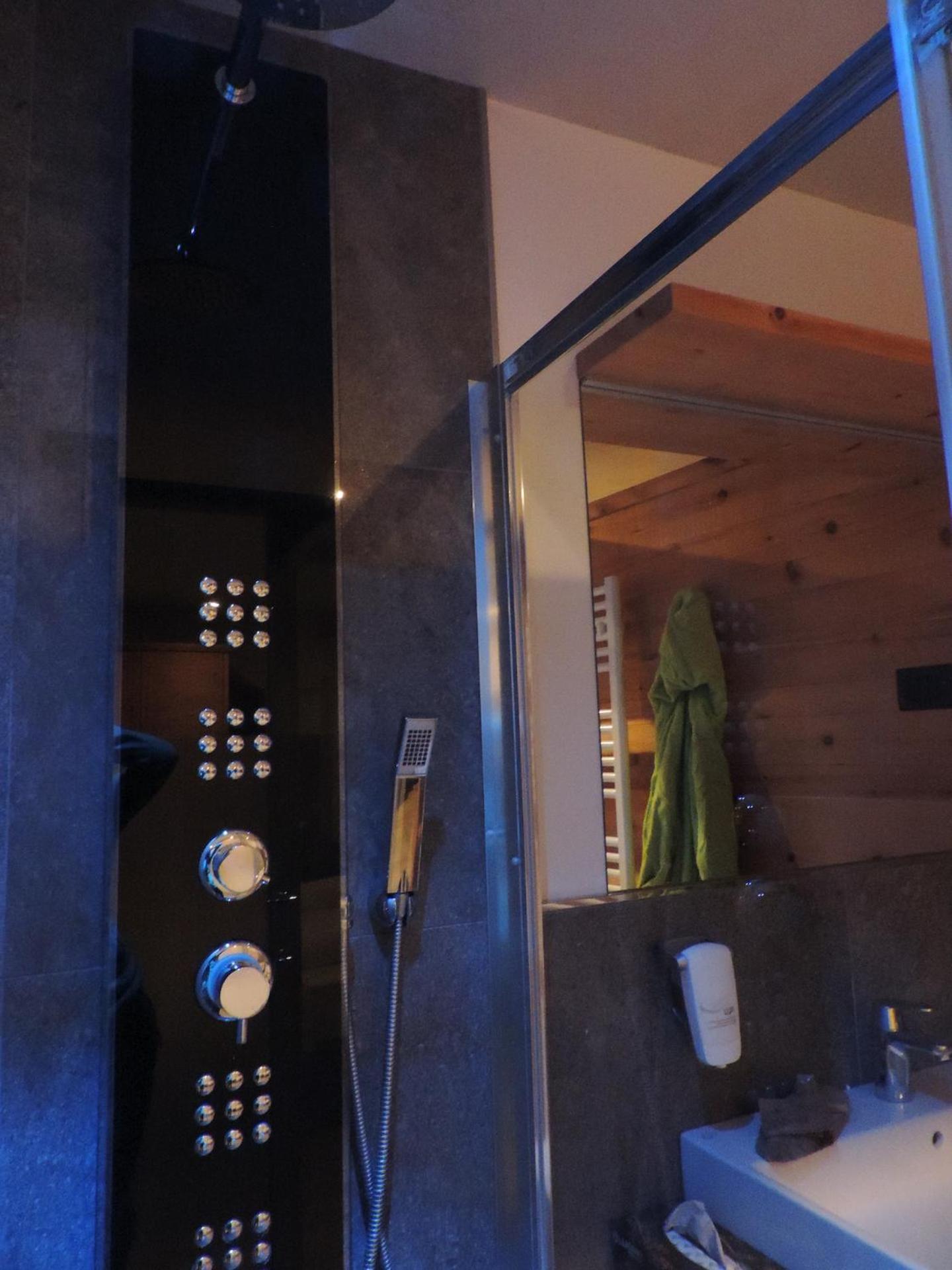 Triple Room - Photo 2