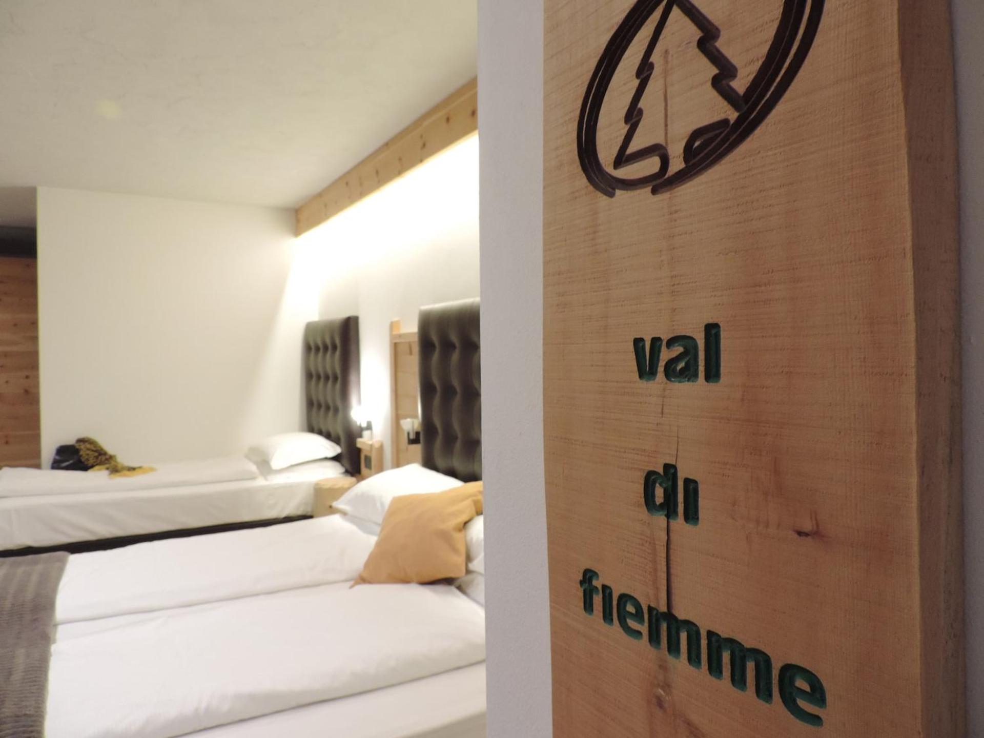 Deluxe Quadruple Room - Photo 3