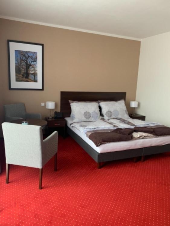 Double Room with Balcony (2 Adults + 1 Child) photo 1