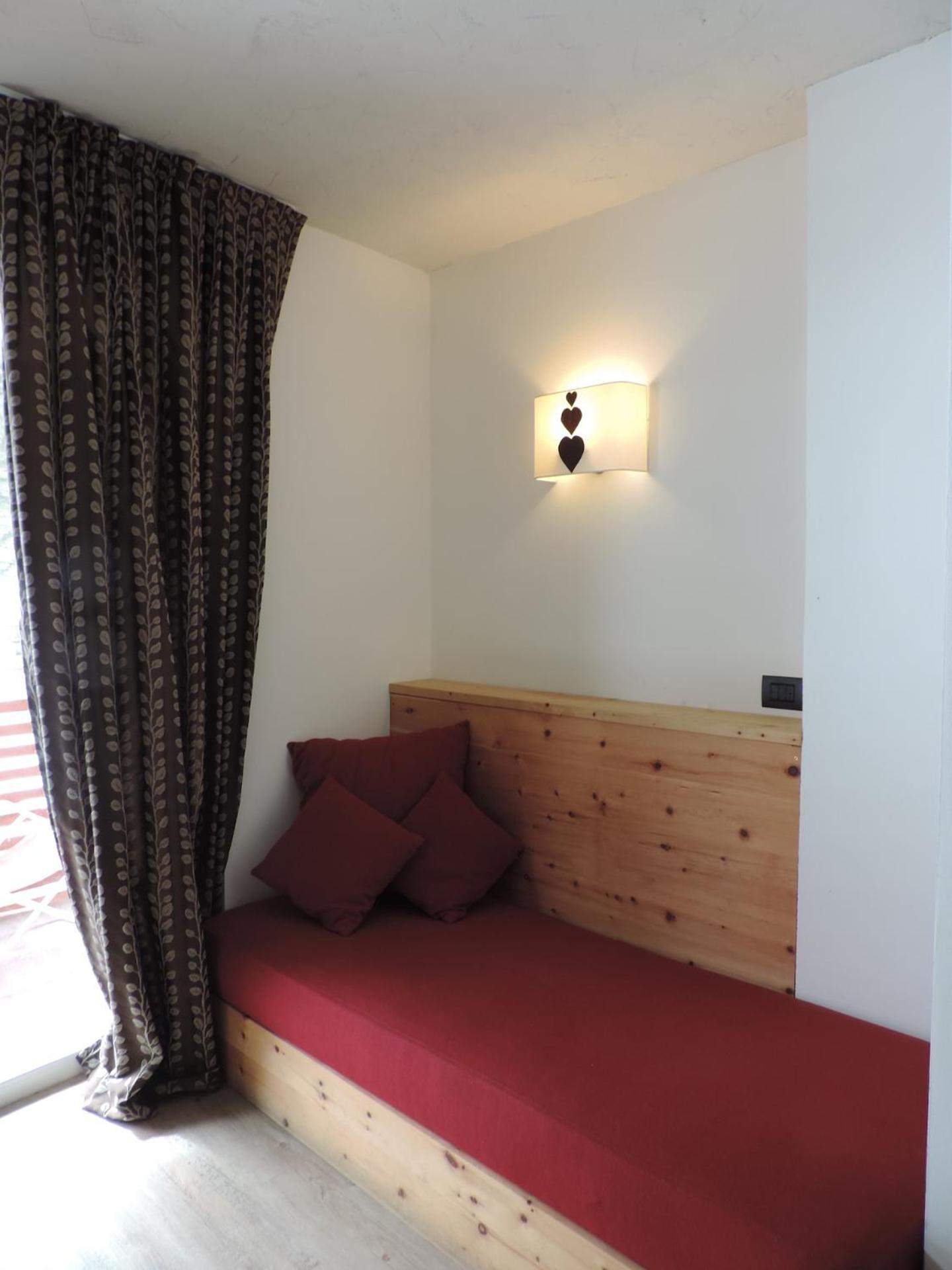 Deluxe Family Room - Photo 3