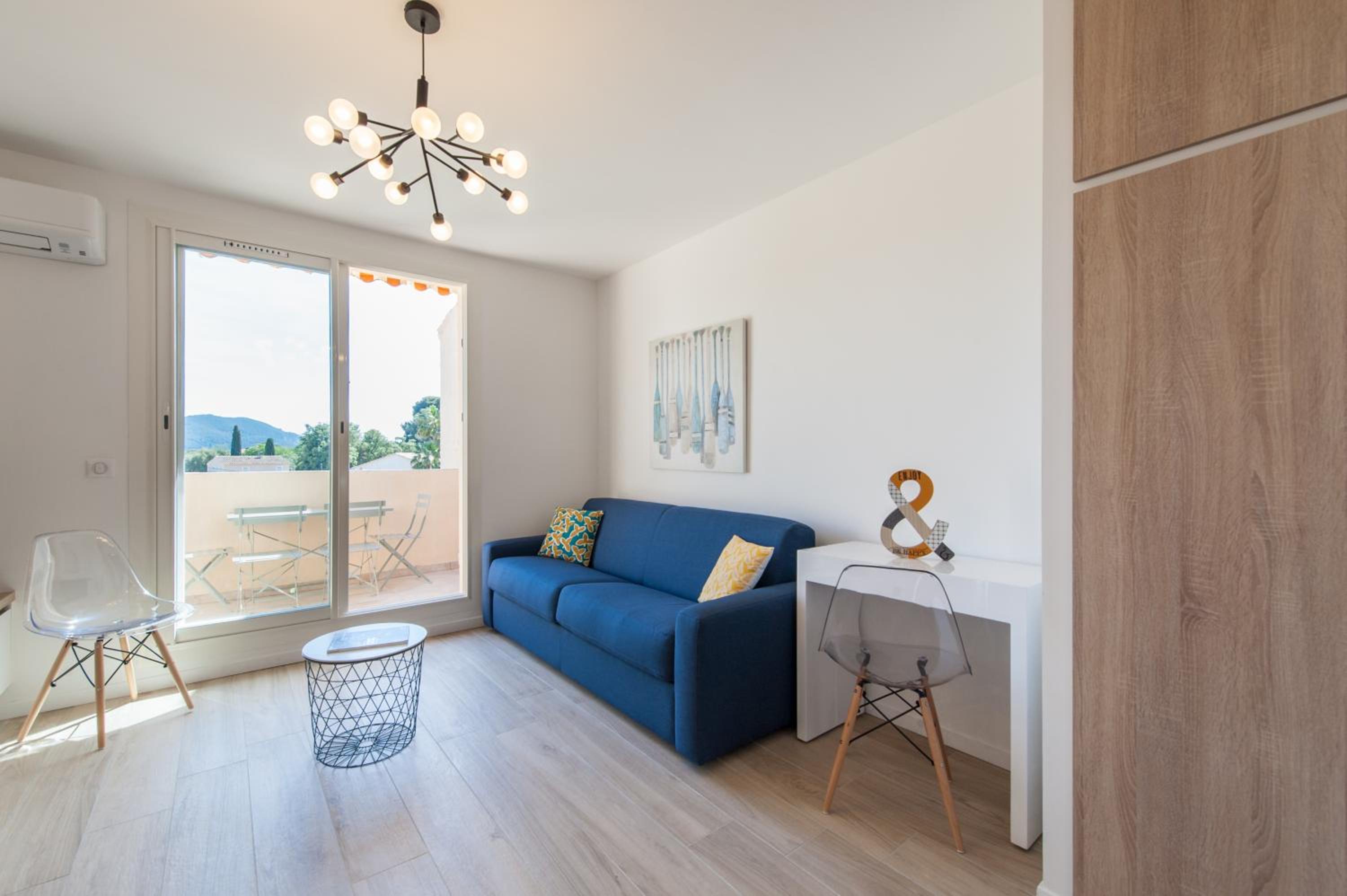 Superior Apartment photo 3