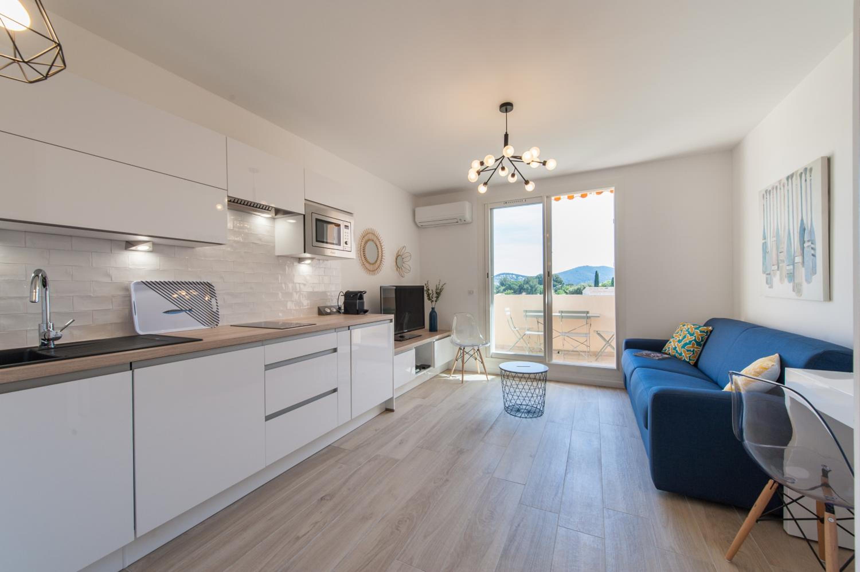 Superior Apartment photo 1