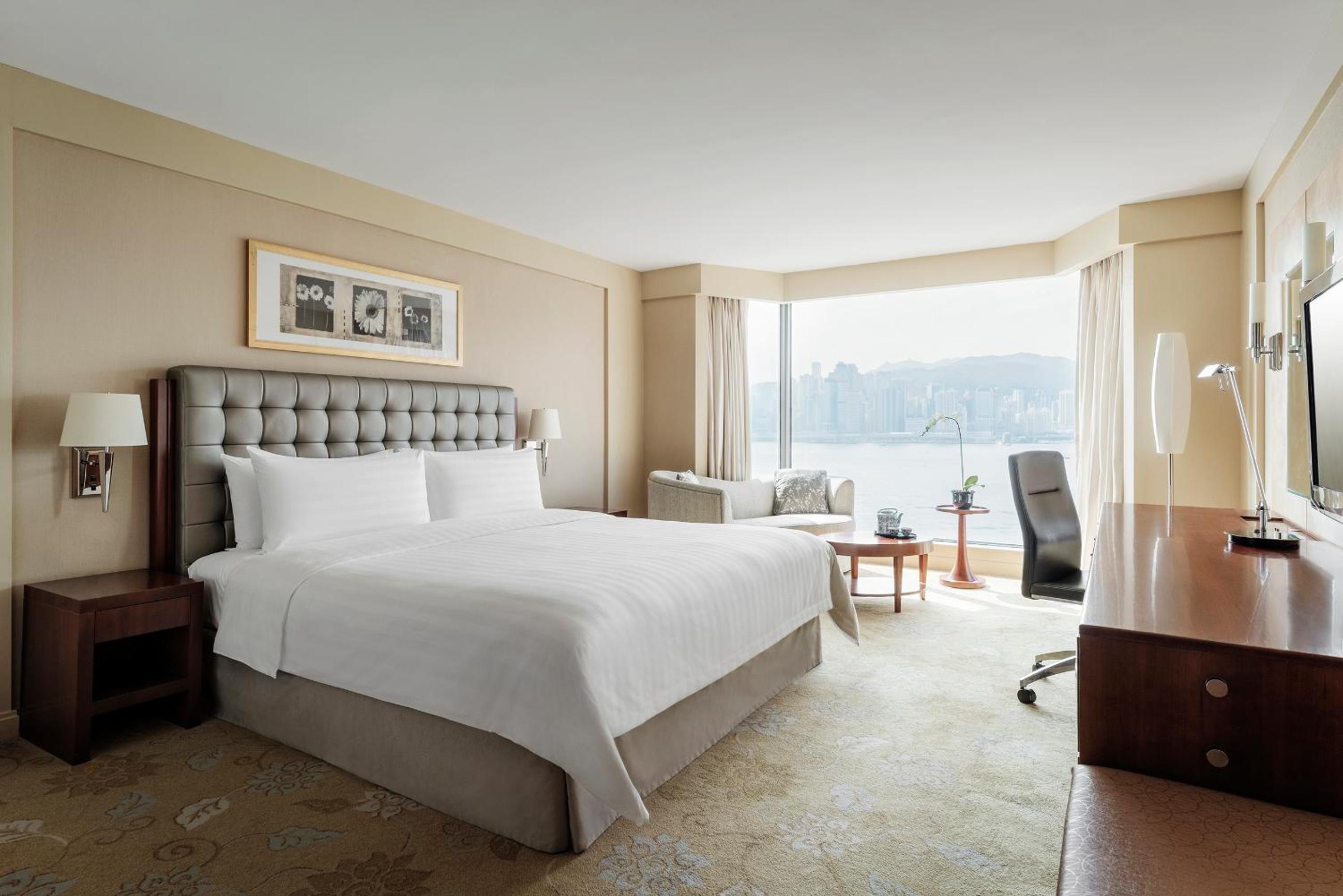 Deluxe King Room with Harbor View