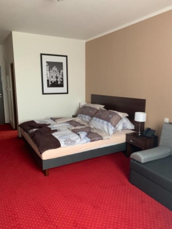 Deluxe Double Room (2 Adults + 1 Child) photo 2