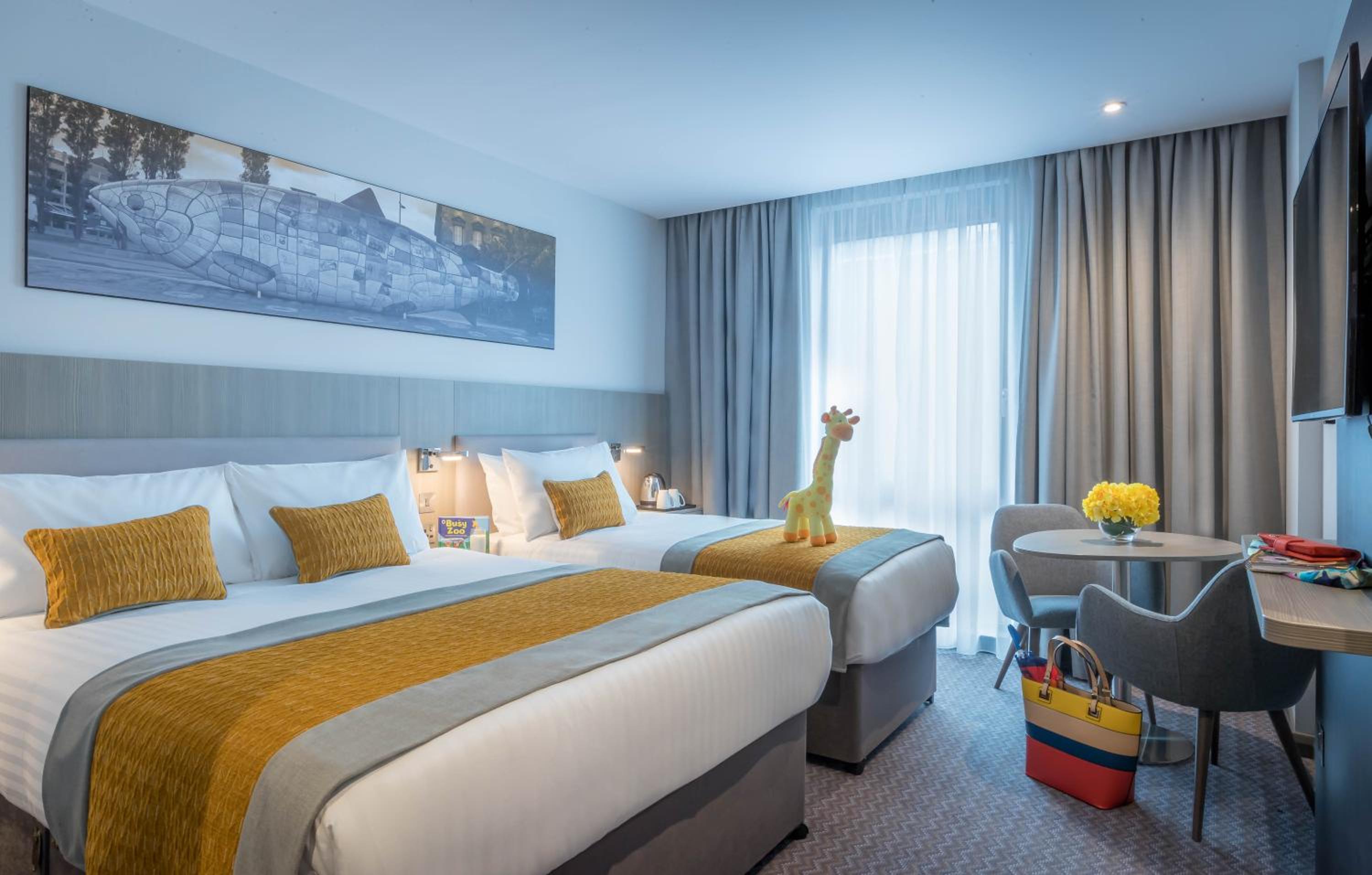 Deluxe Double and Single Room - Photo 3