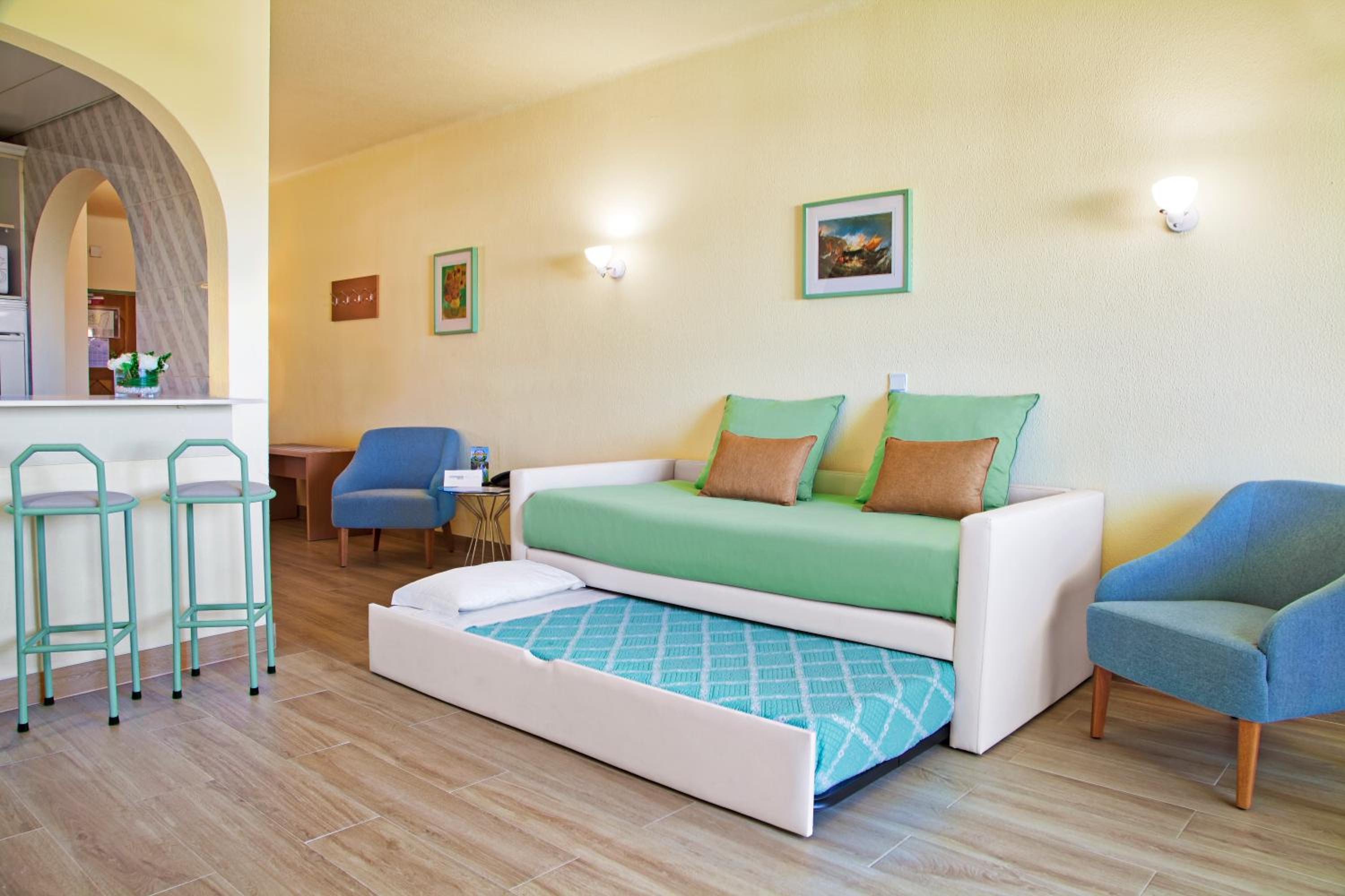 Two-Bedroom Apartment - Photo 12