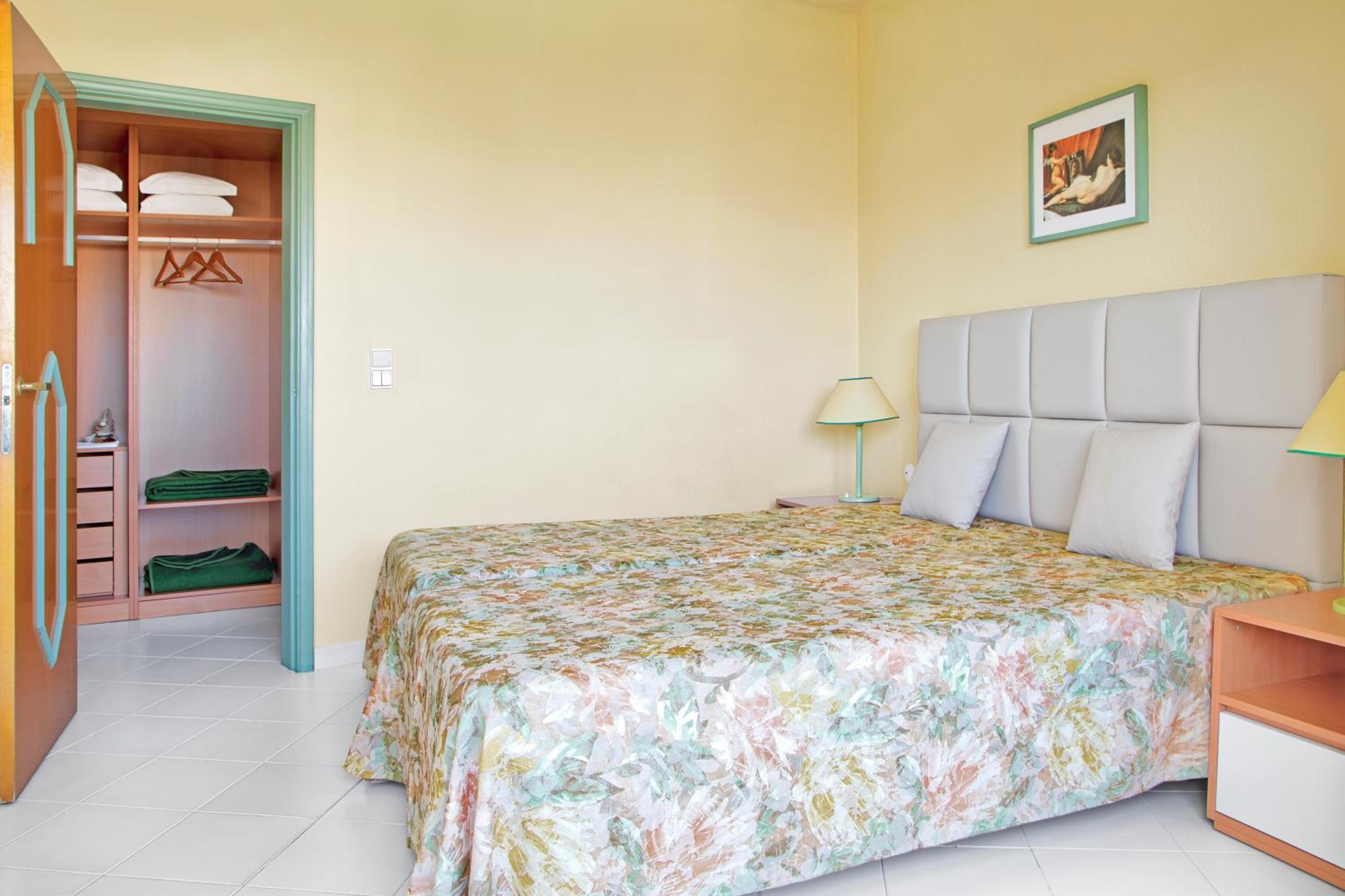 Two-Bedroom Apartment - Photo 4