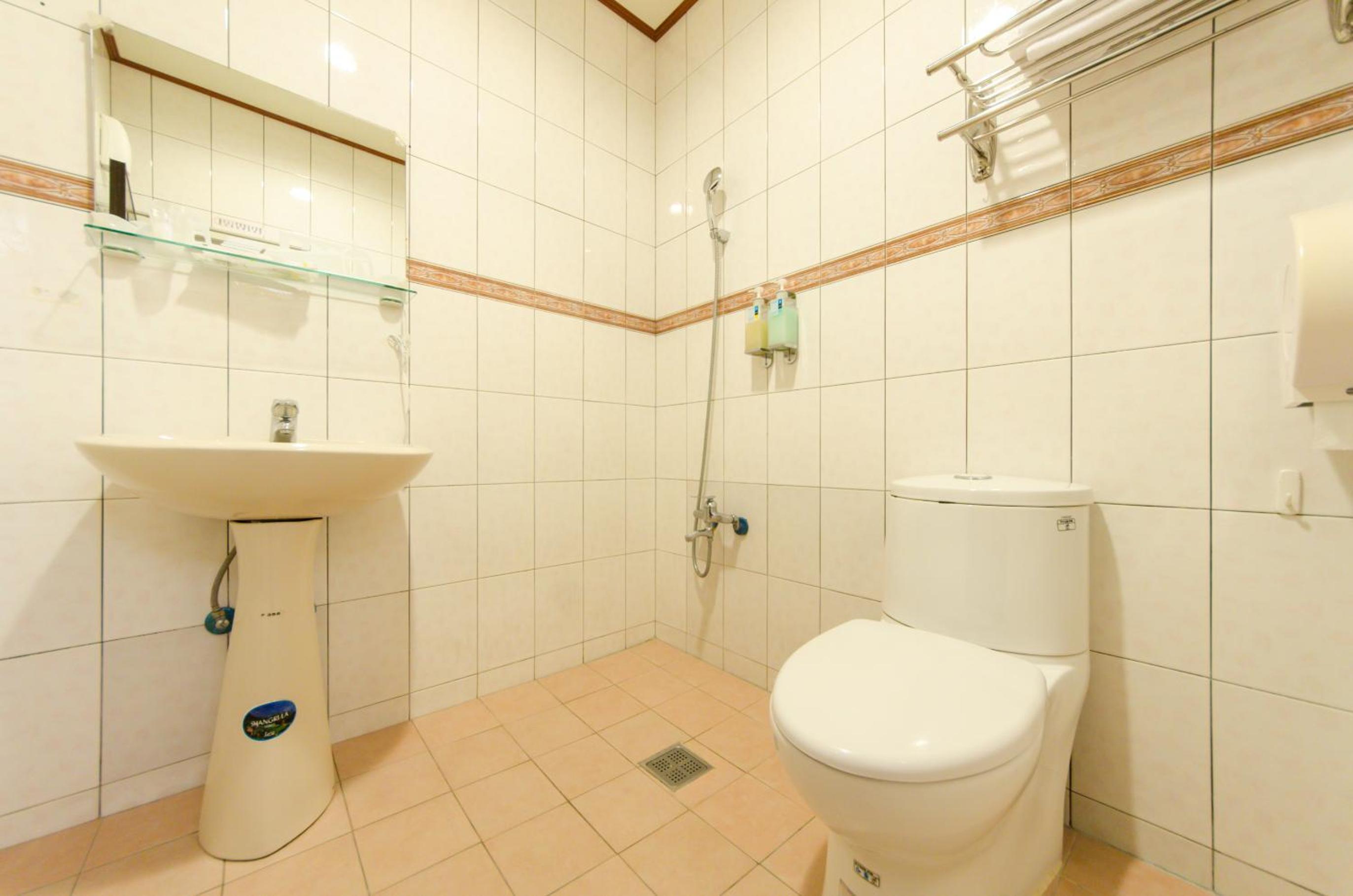 Triple Room with Shower photo 2