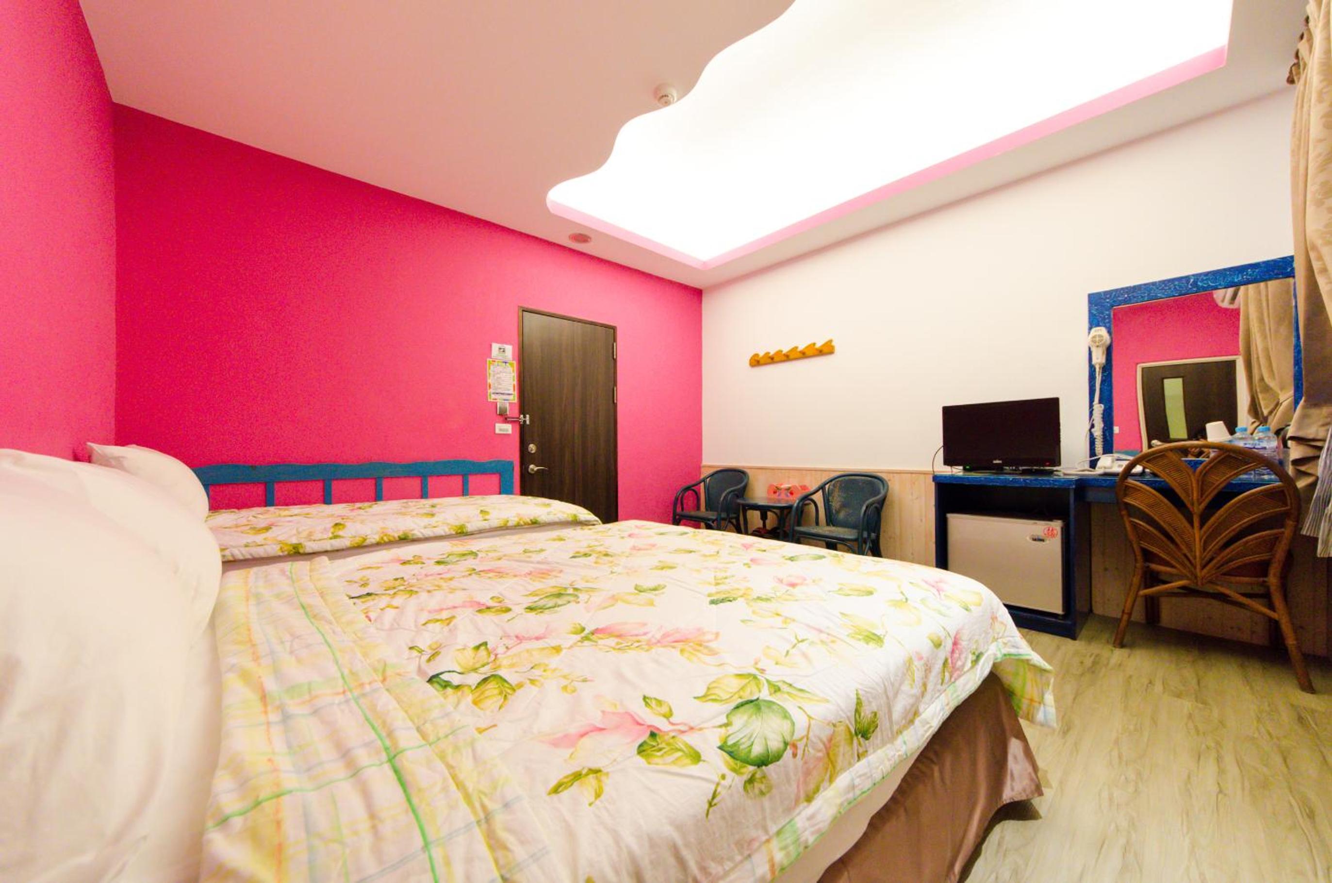 Standard Double Room photo 3