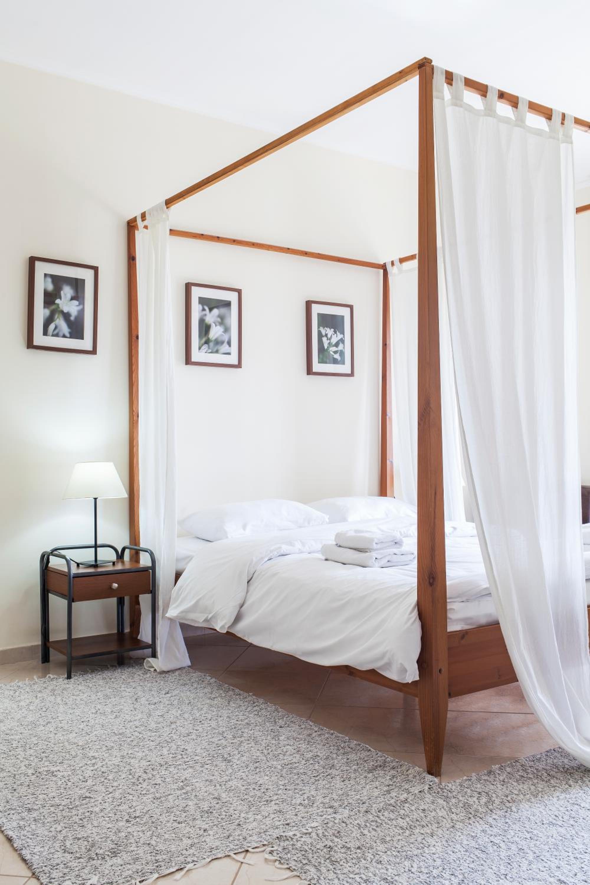 Standard Twin Room with Garden View - Photo 3
