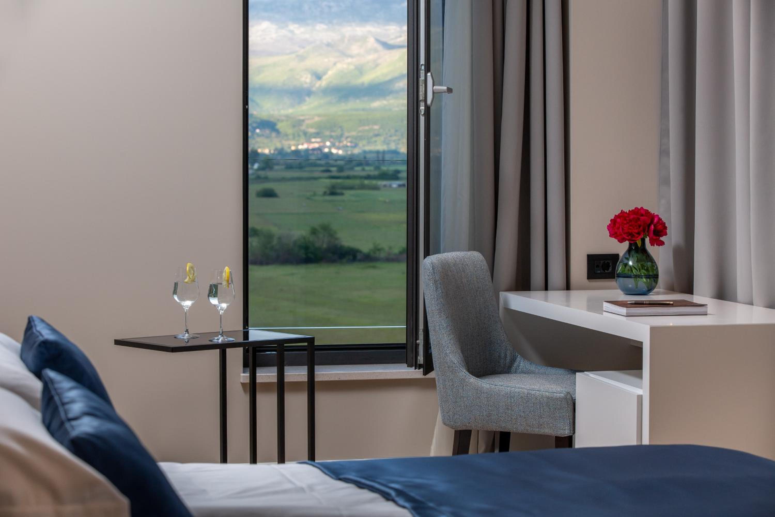 Double or Twin Room - Photo 3