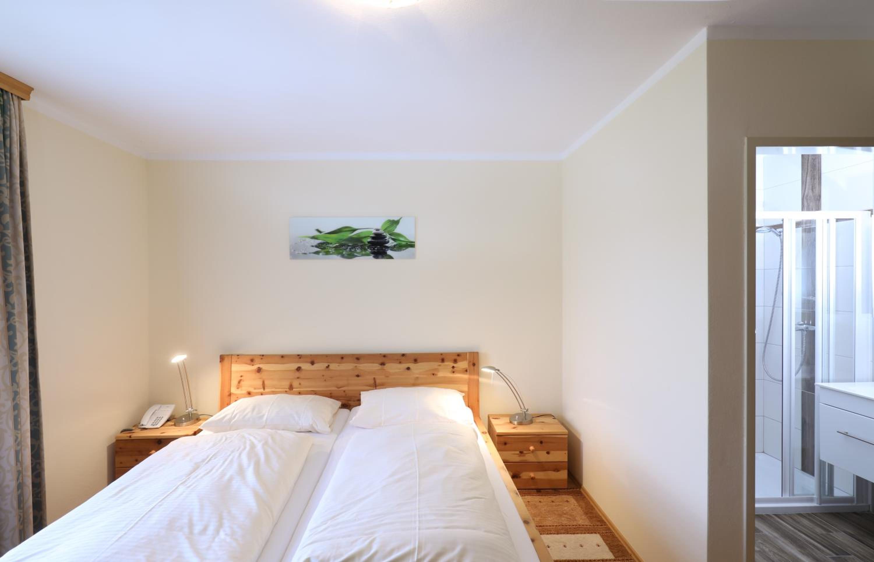 Double Room with Lake View photo 2