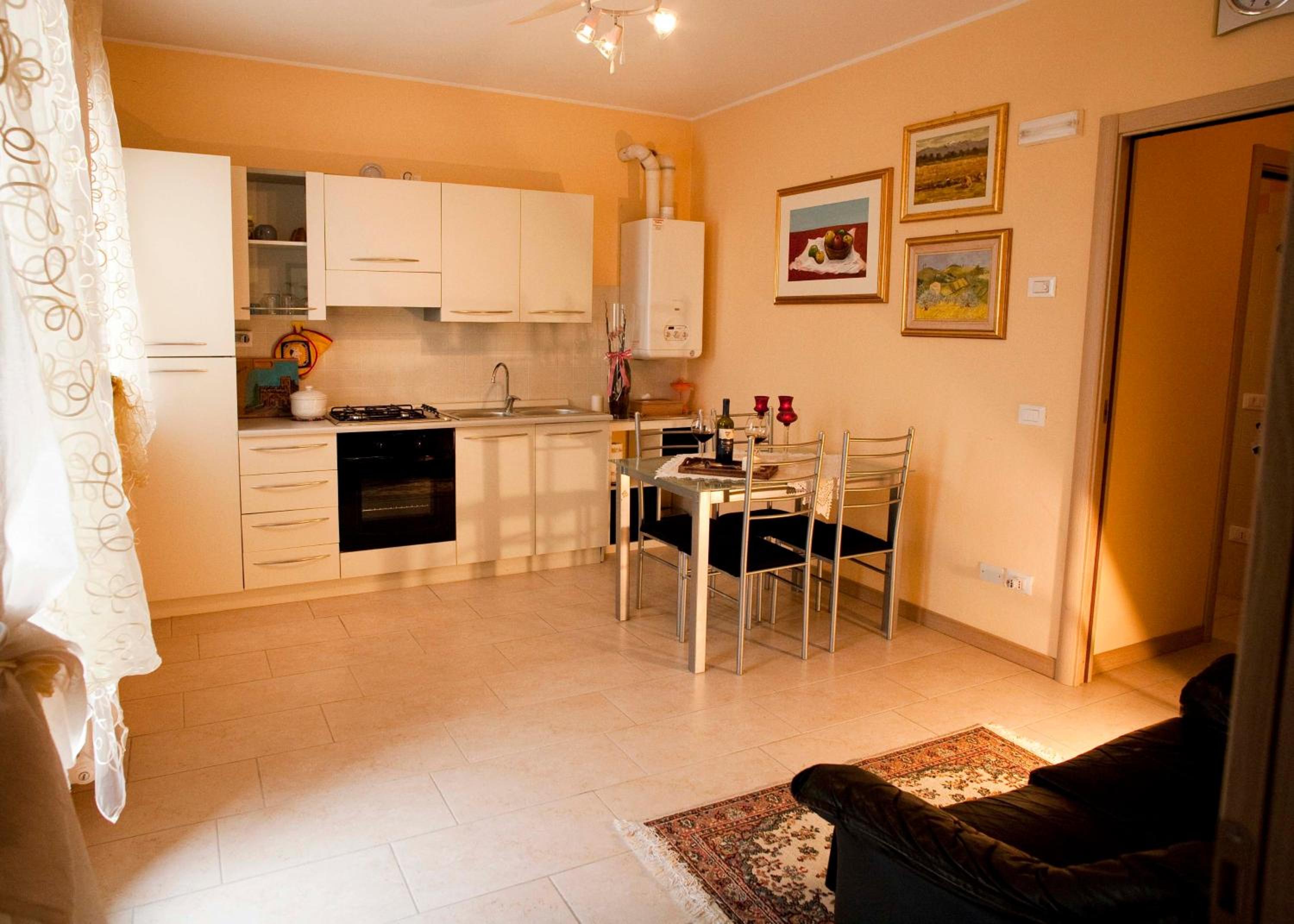 One-Bedroom Apartment (4 Adults) - Photo 2