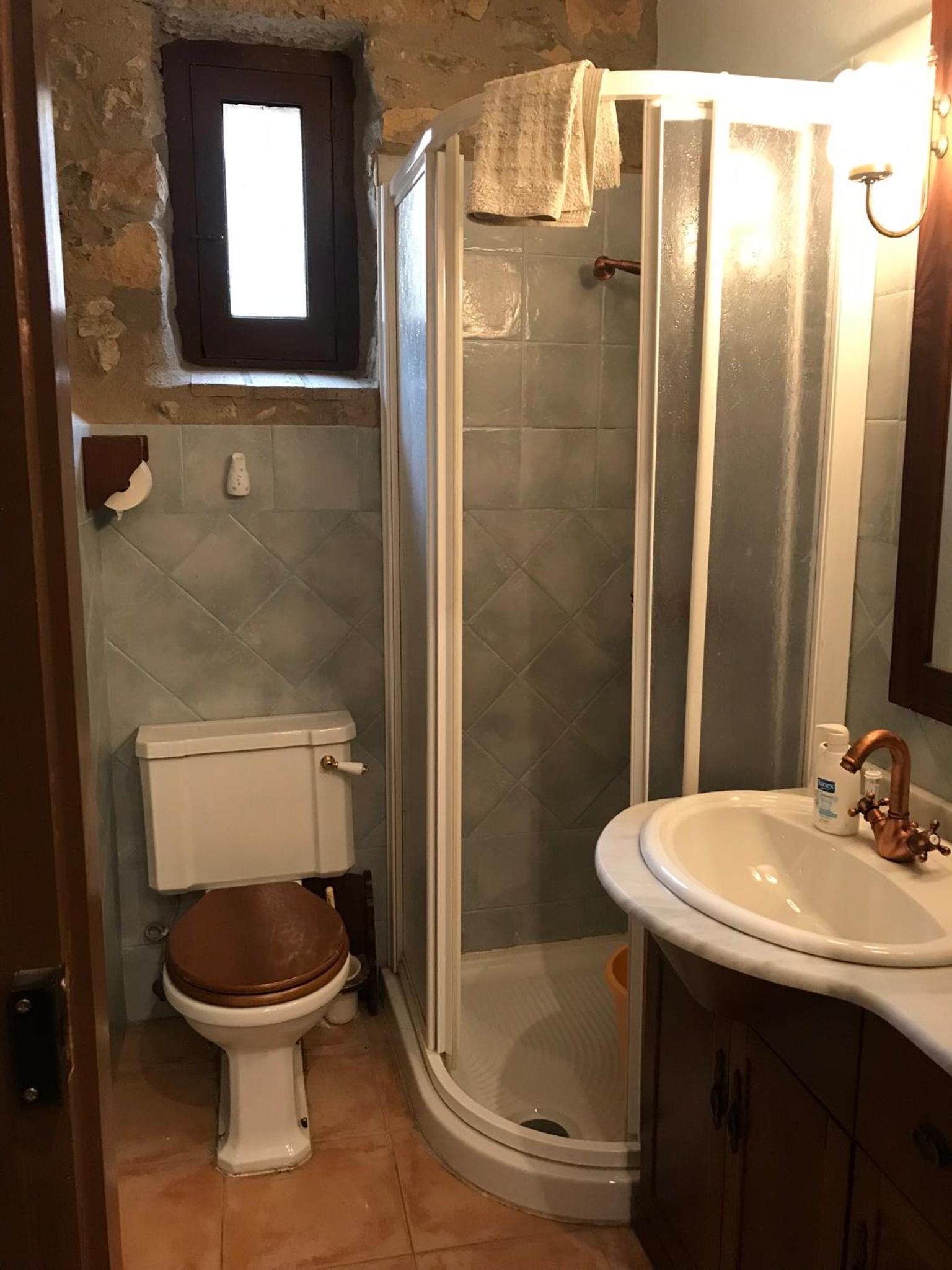 Two-Bedroom House photo 2