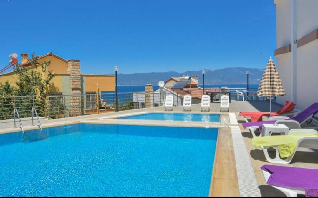 Family Room with Sea View - Photo 12