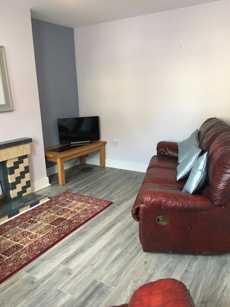 Three-Bedroom House photo 1