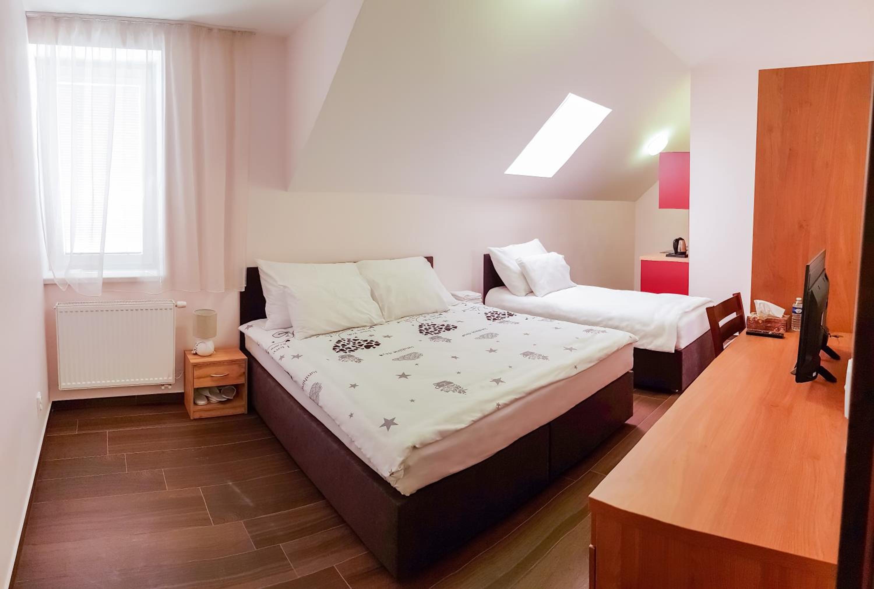 Triple Room with Bathroom