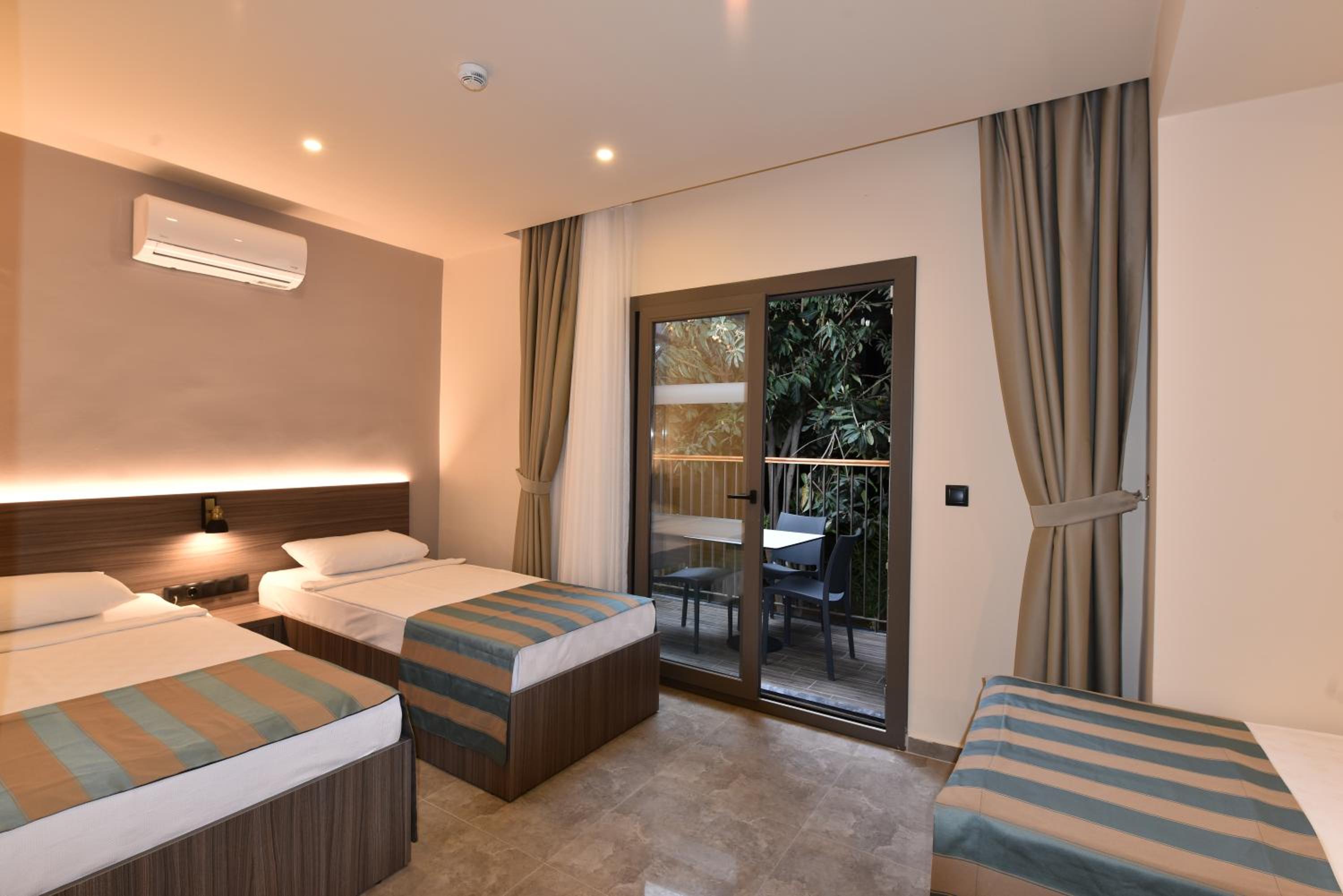 Standard  Room - Photo 14