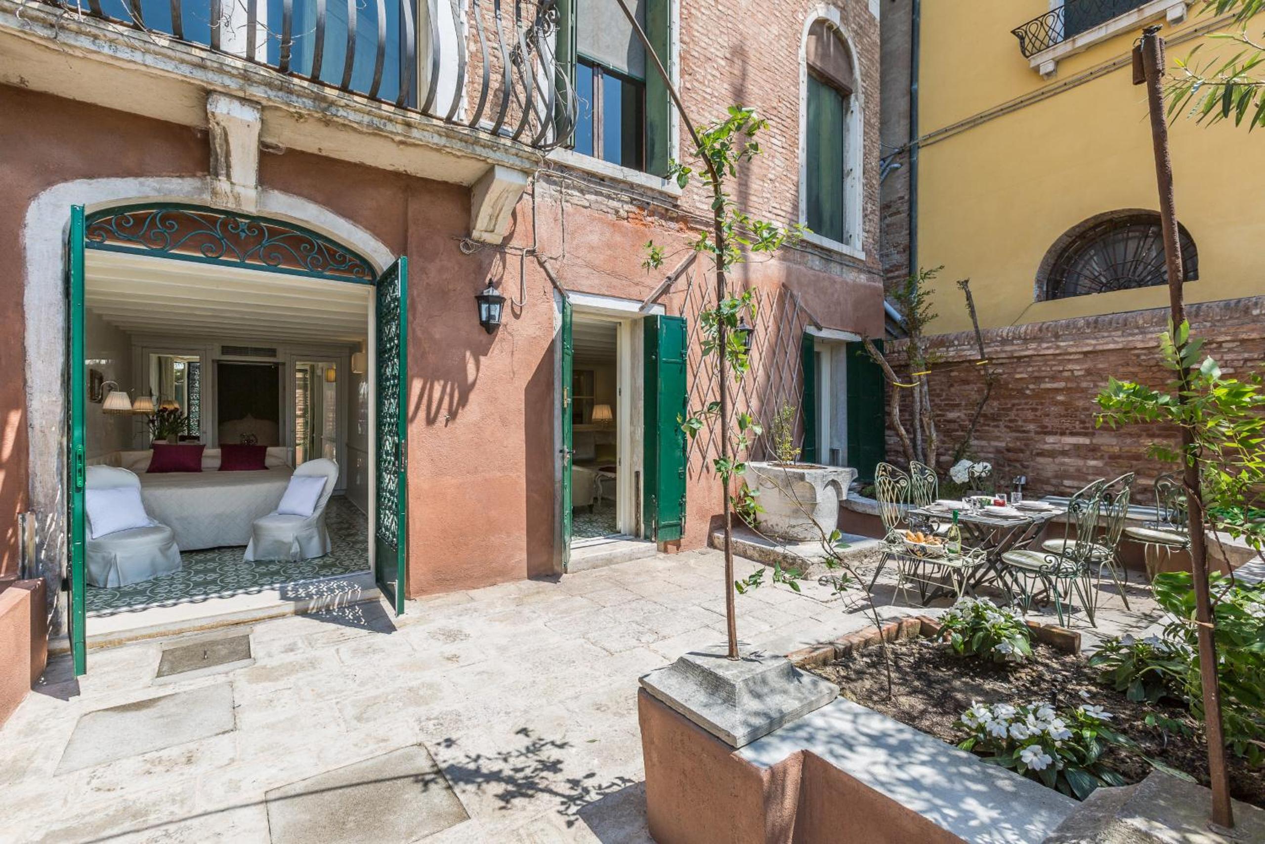 Apartment with Garden View photo 1