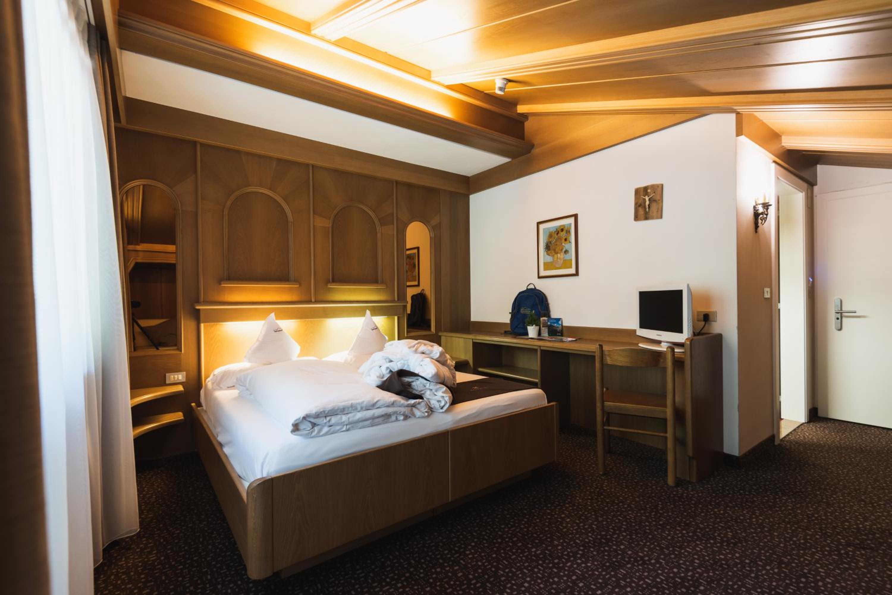 Superior Double or Twin Room photo 1