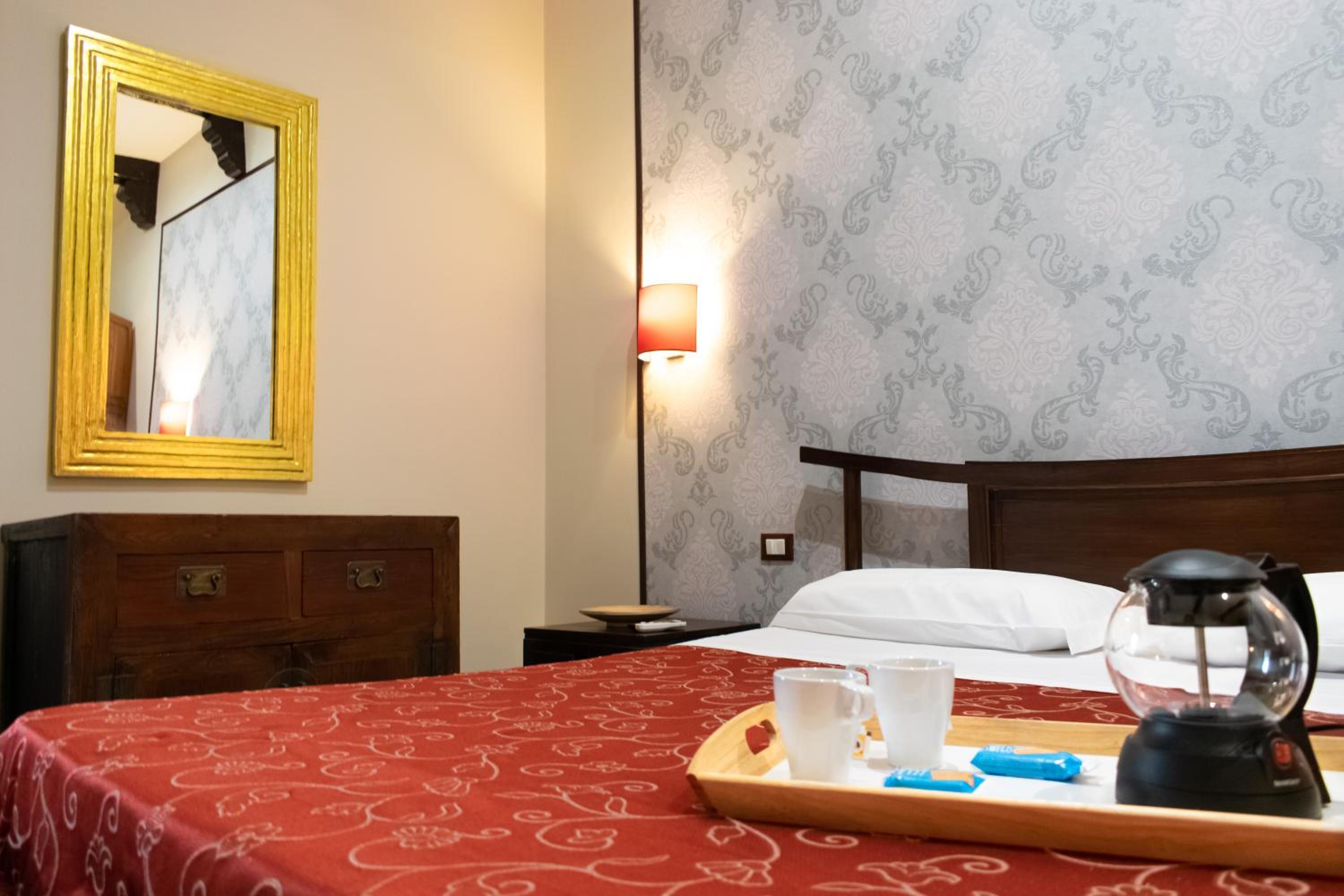 Quadruple Room - Photo 7