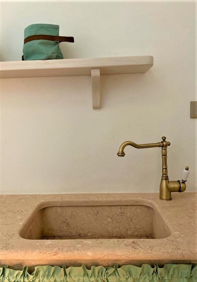 Four-Bedroom House - Photo 4