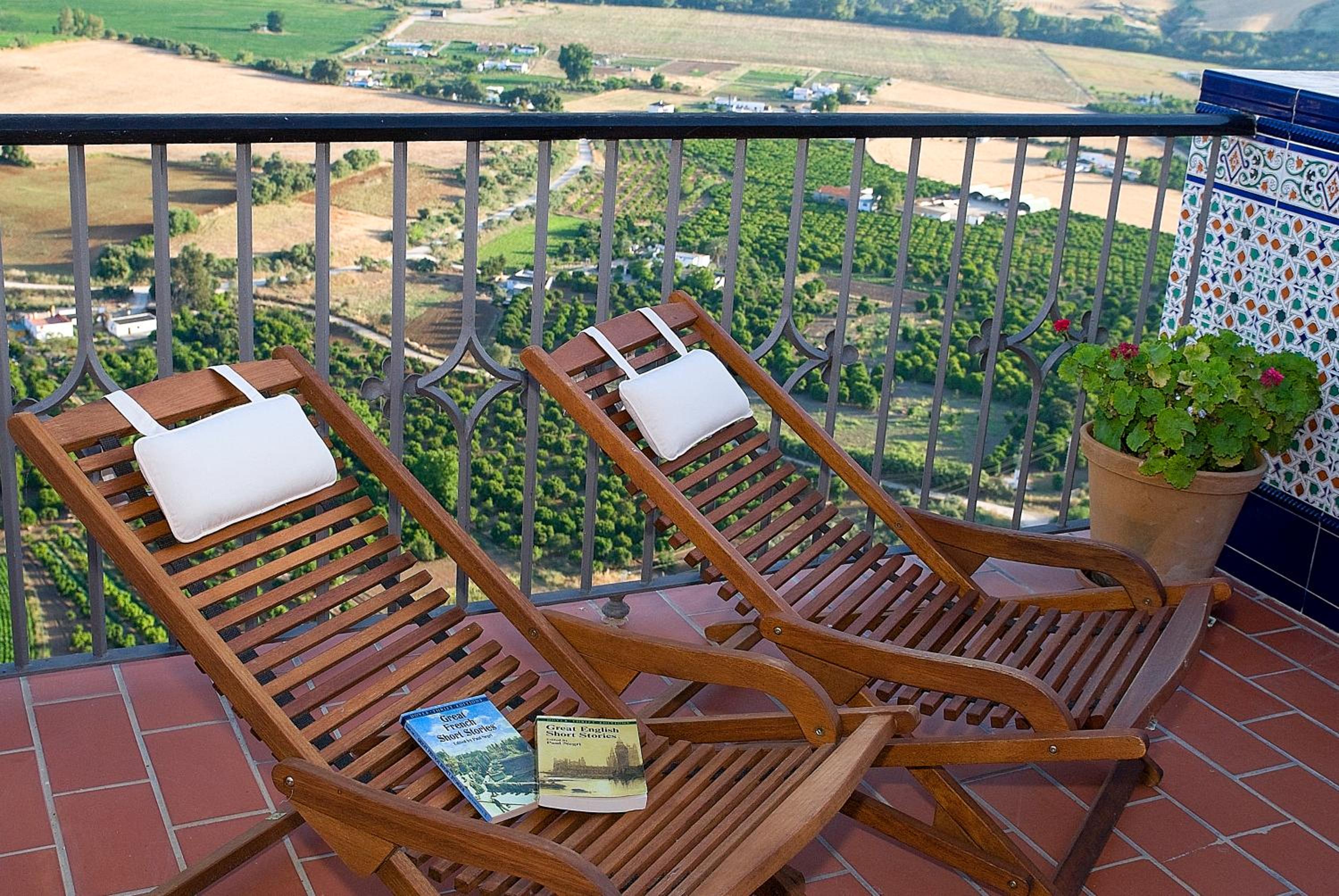 Double or Twin Room with Terrace - Photo 5