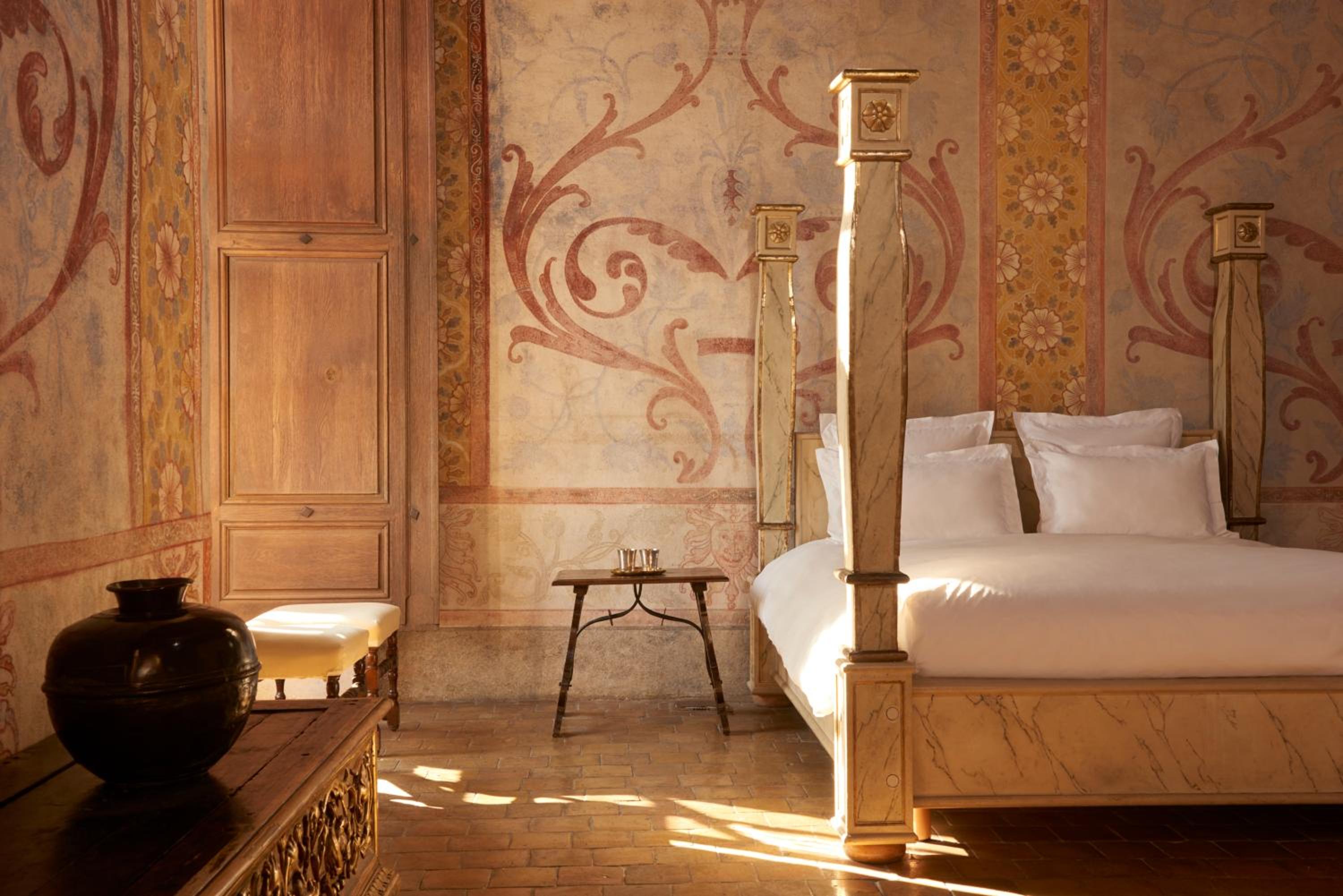 Superior Castle Suite photo 1