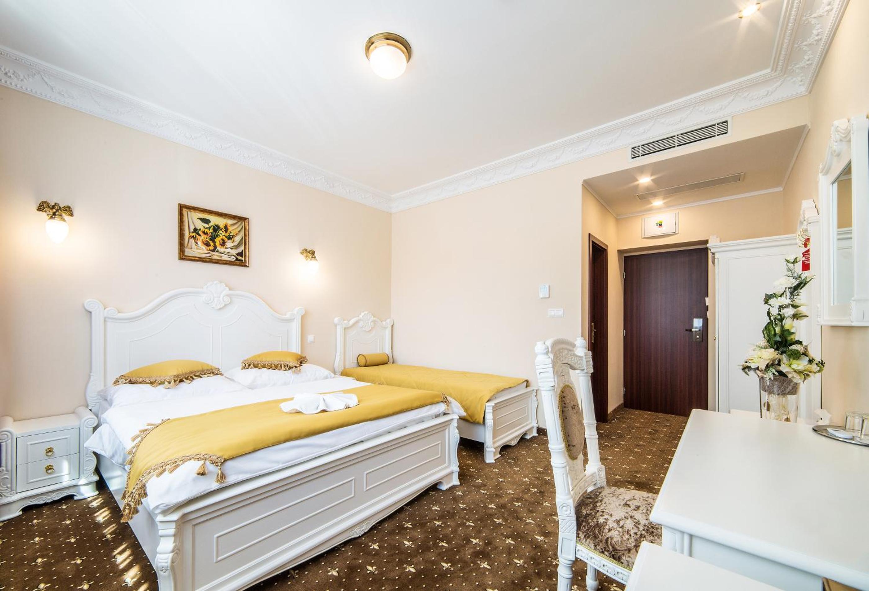Budget Twin Room photo 1