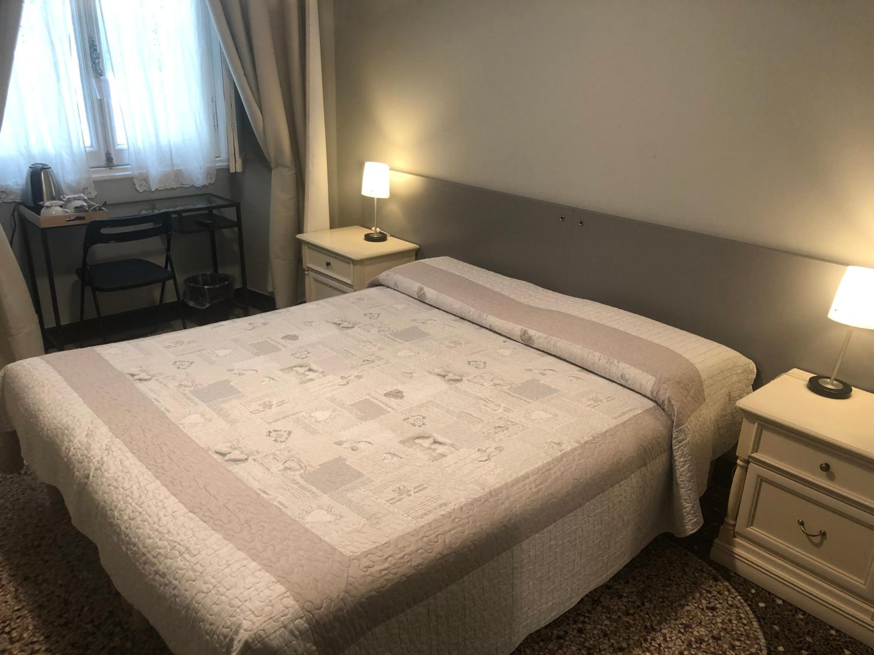 Double or Twin Room with Shared Bathroom