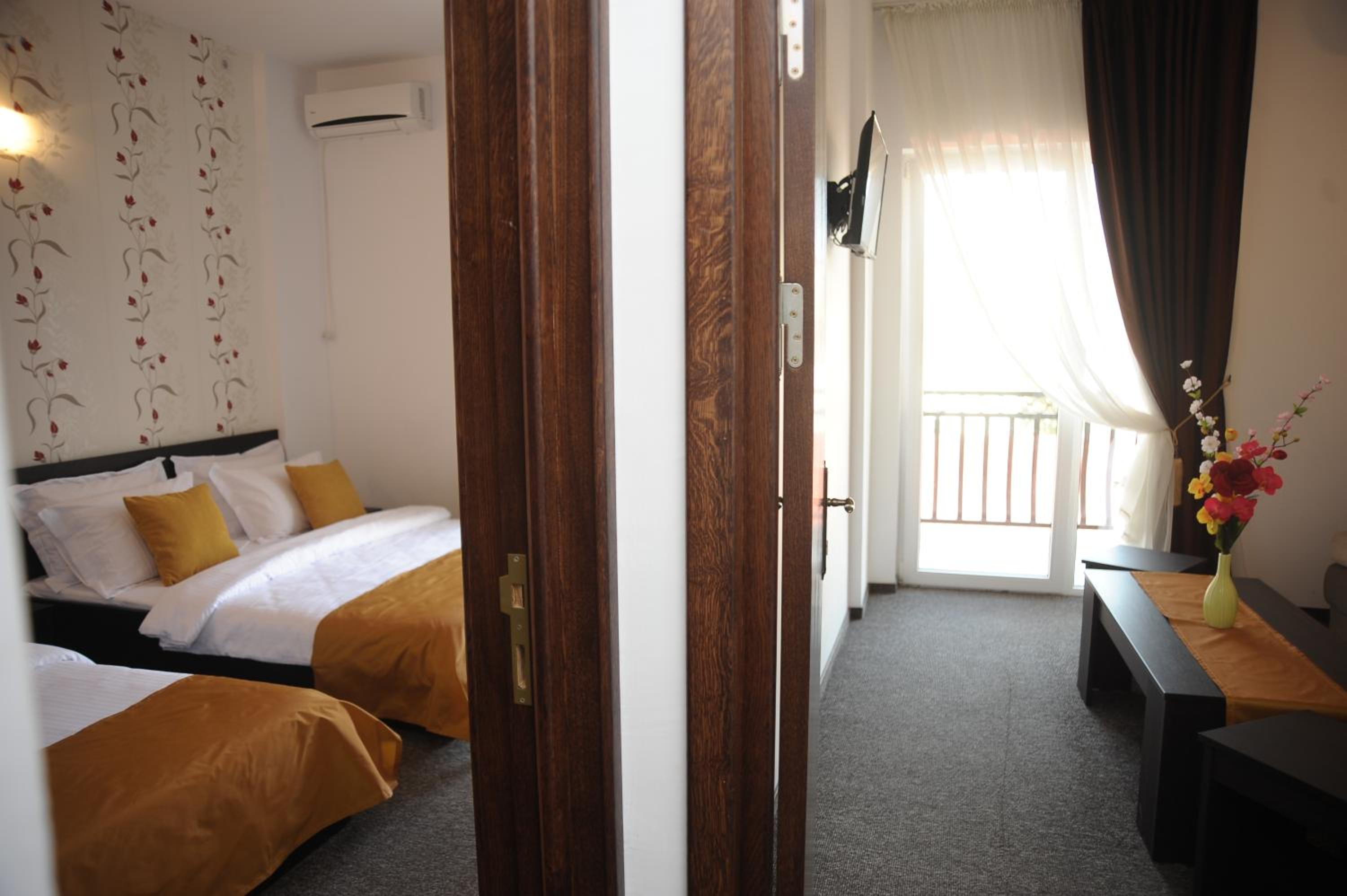 Apartment - Photo 1