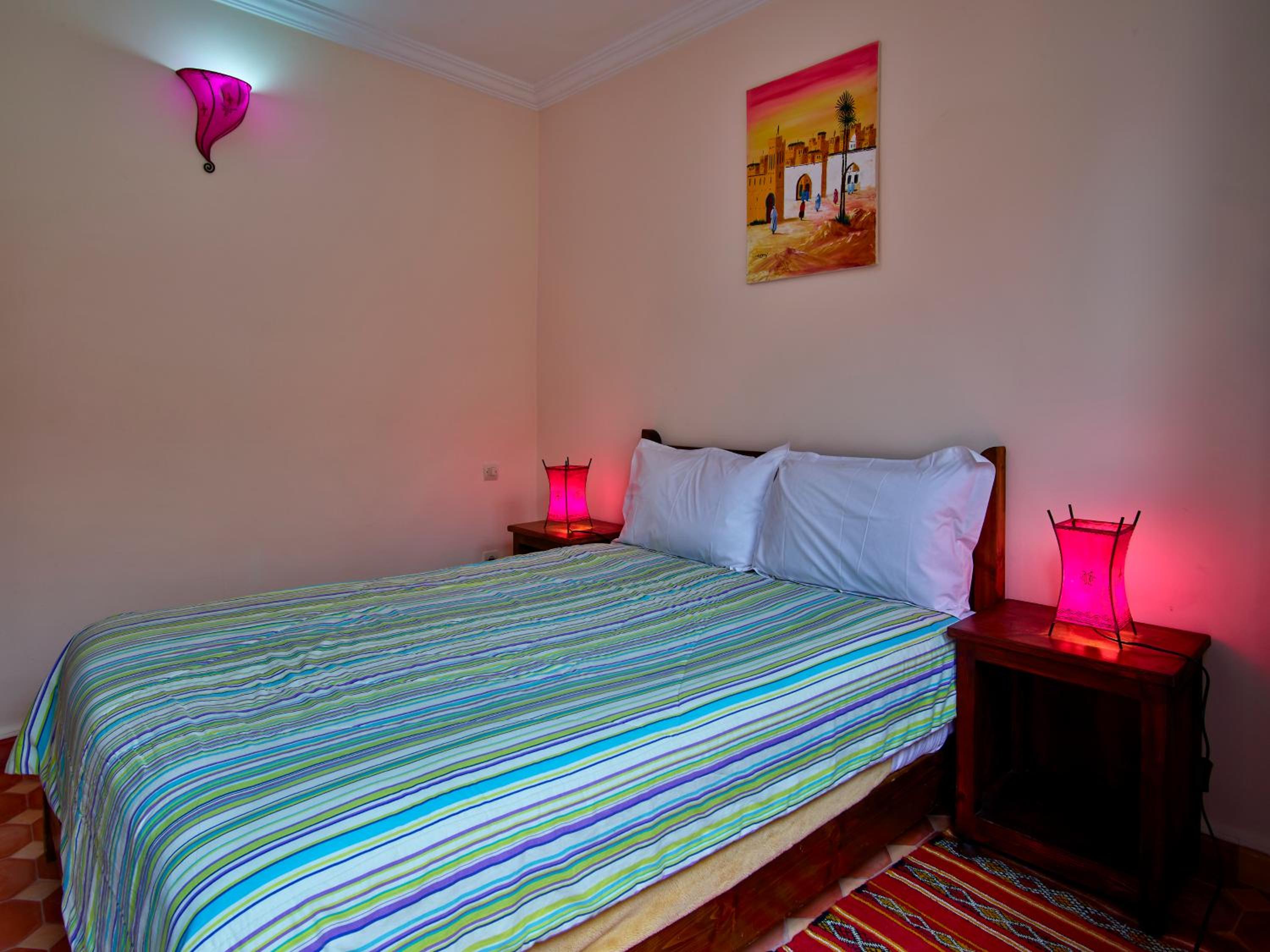 Standard Double Room - Photo 4