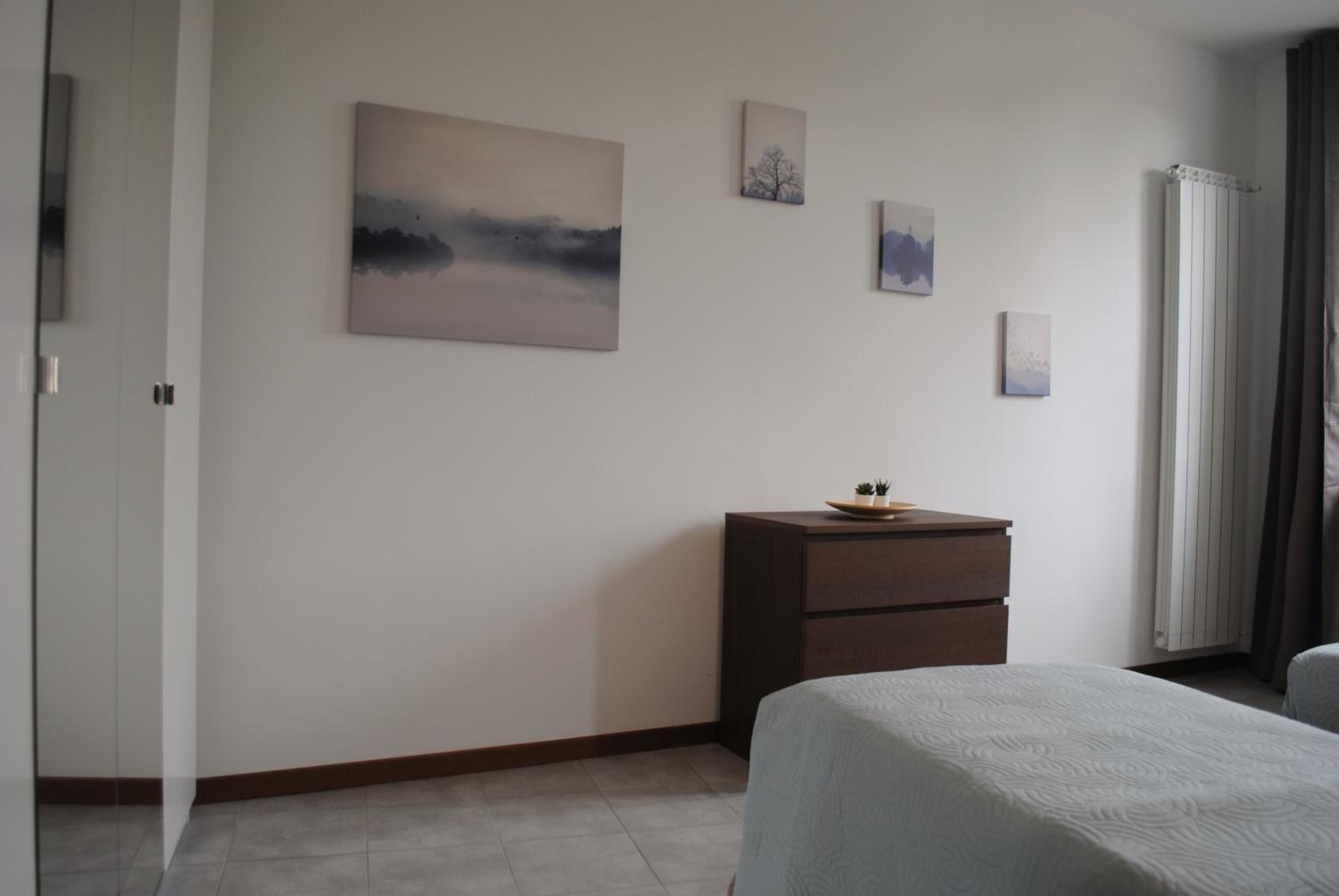 One-Bedroom Apartment photo 2
