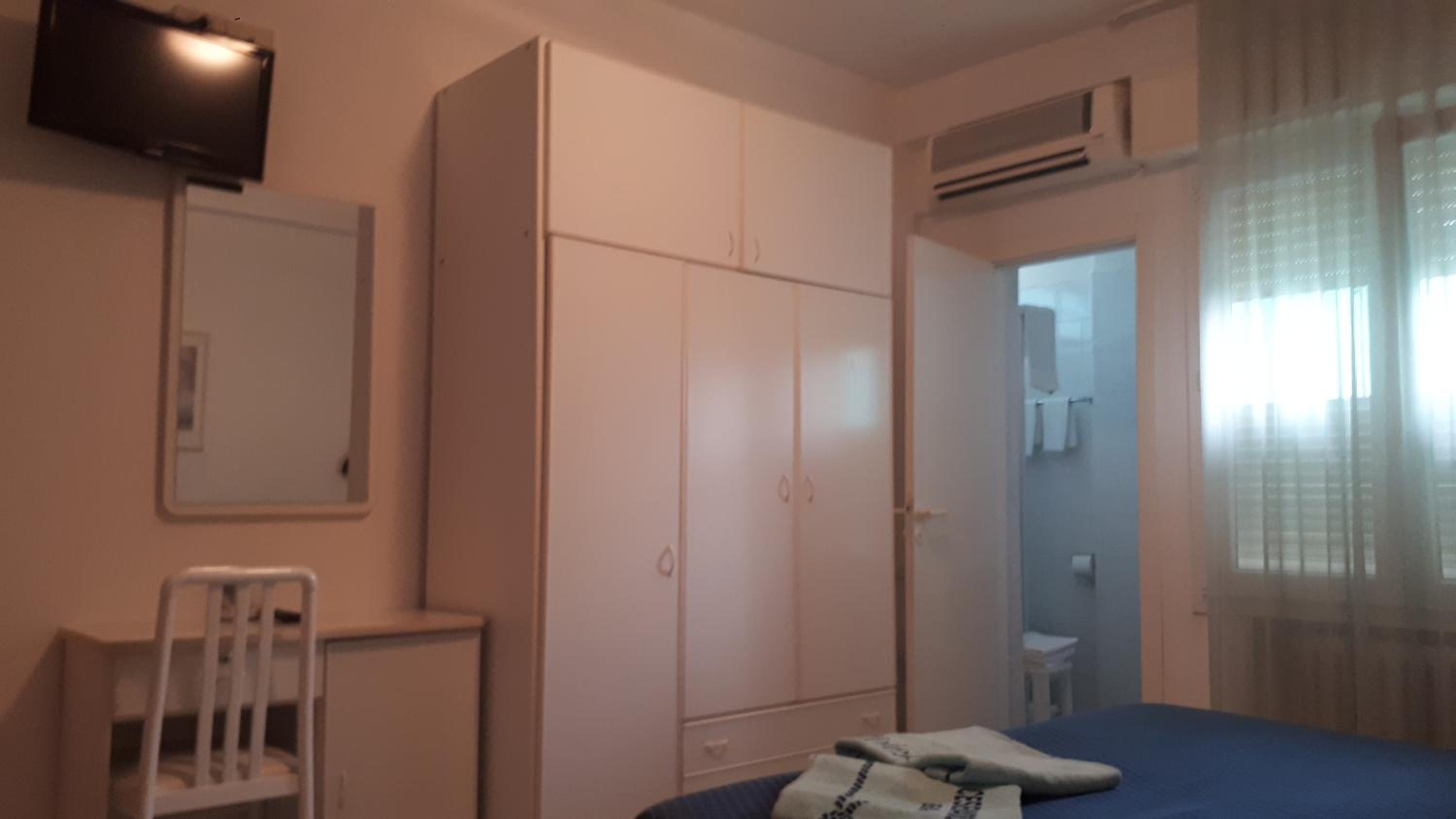 Budget Double or Twin Room photo 1