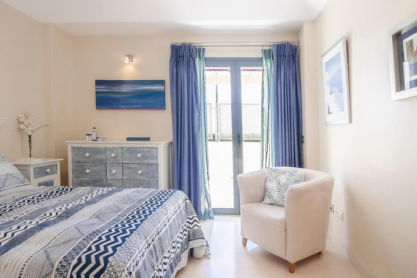 Three-Bedroom Apartment - Photo 1