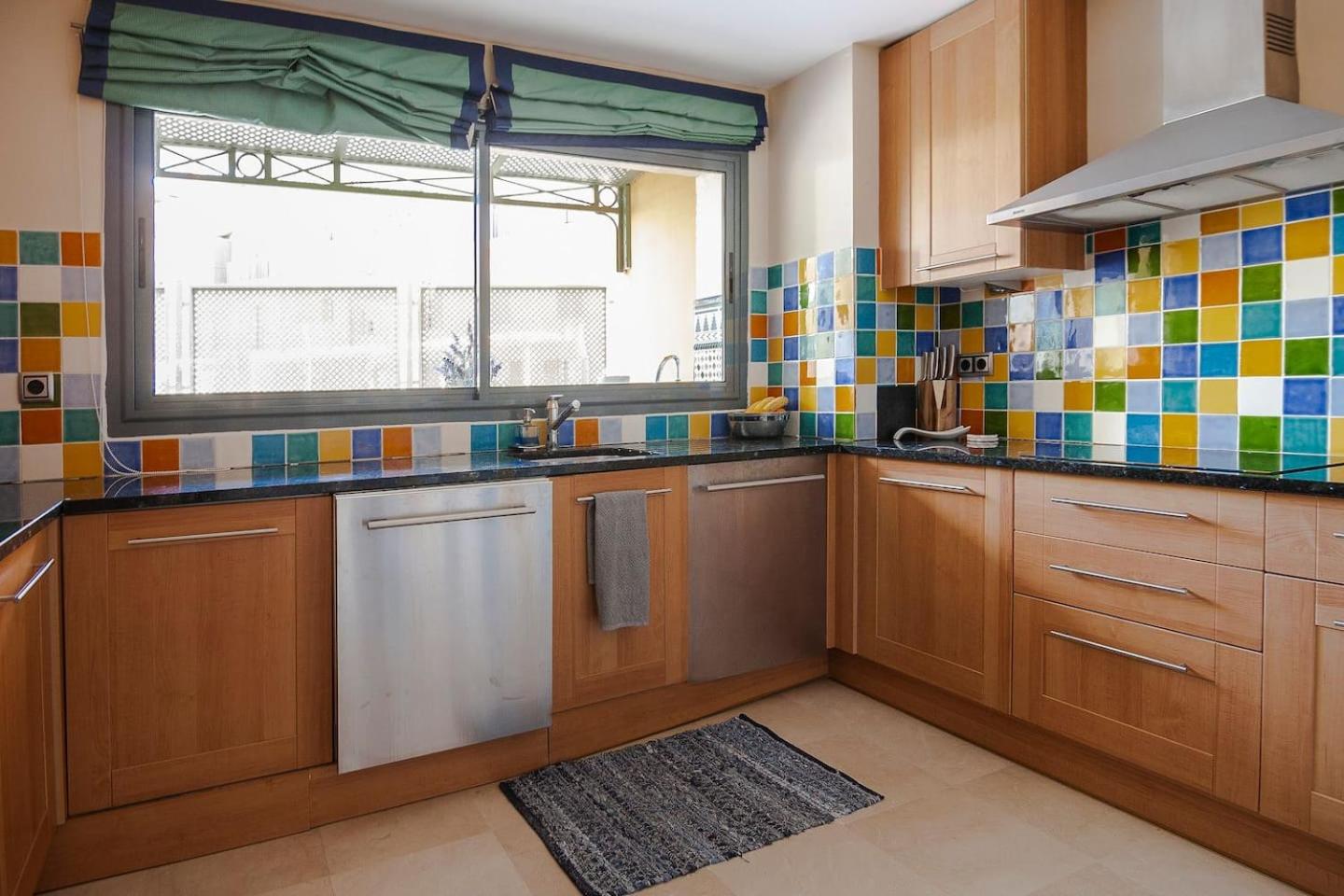 Three-Bedroom Apartment - Photo 43
